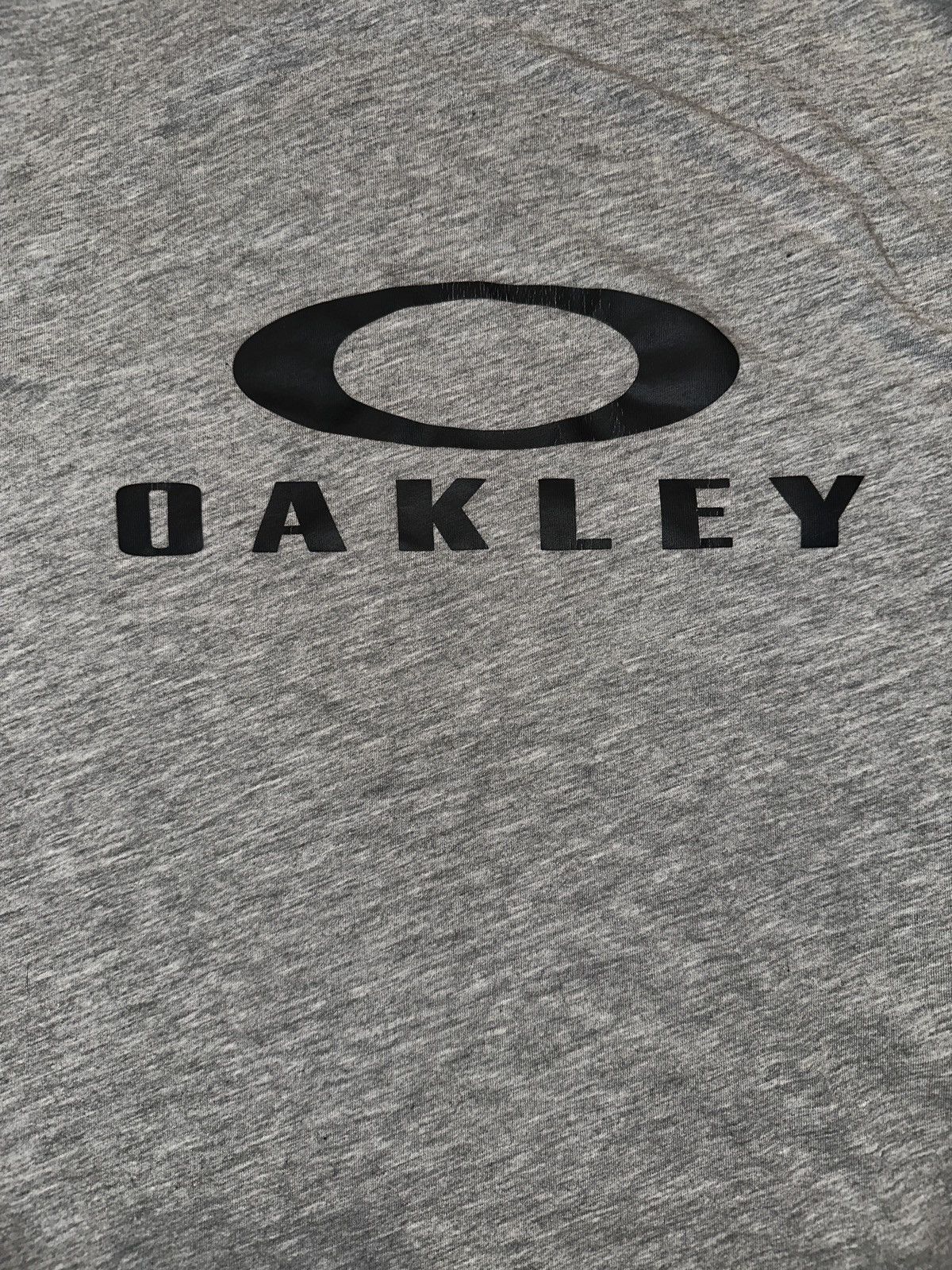 Oakley × Vintage Y2K OAKLEY O Bark Classic Logo Tee Tagged 2XL Size US XL / EU 56 / 4 - 2 Thumbnail