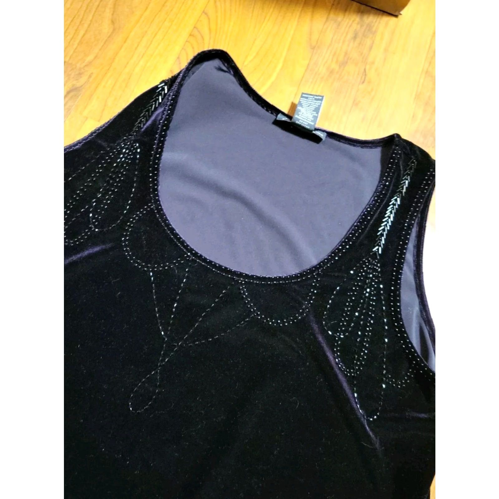 Velour Chelsea & Theodore Tank Purple Velour Embellished L Womens Tank Top Large Purple Velour Embellishments Women Size L / US 10 / IT 46 - 2 Thumbnail