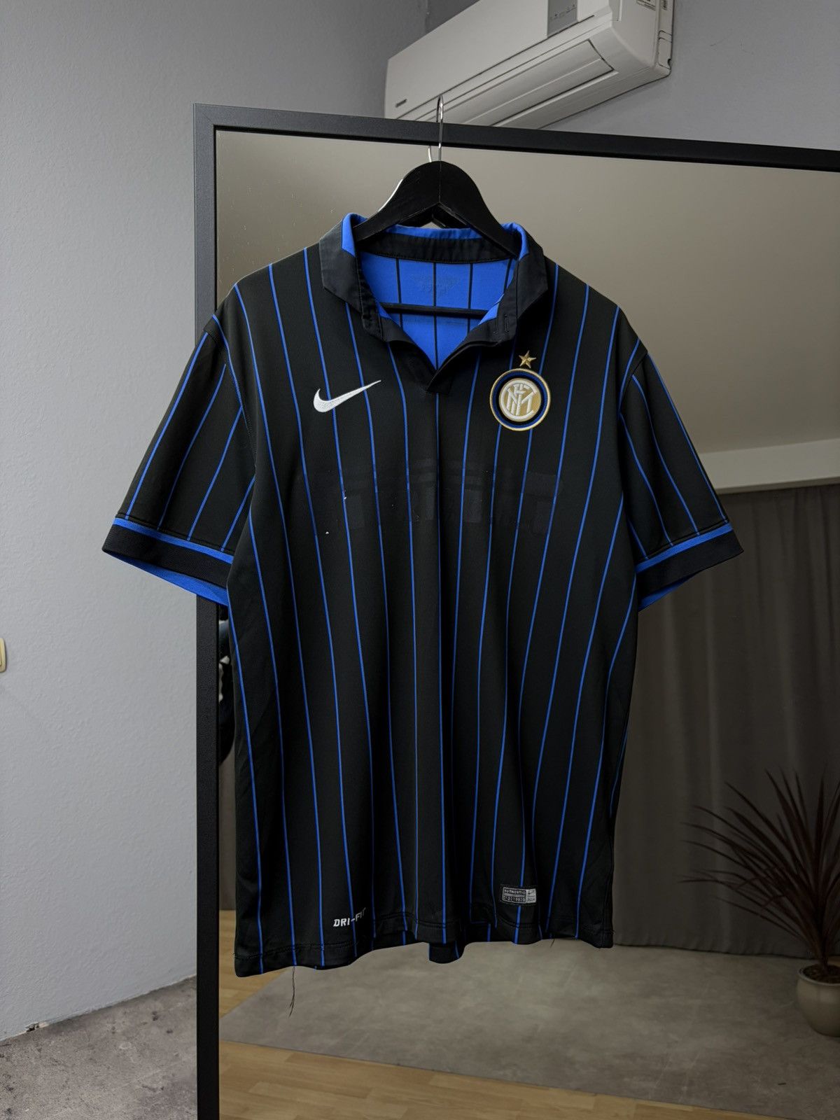 Nike Nike Inter Milan Home Kit Football Jersey 2014/15 Tee Size US L / EU 52-54 / 3 - 1 Thumbnail