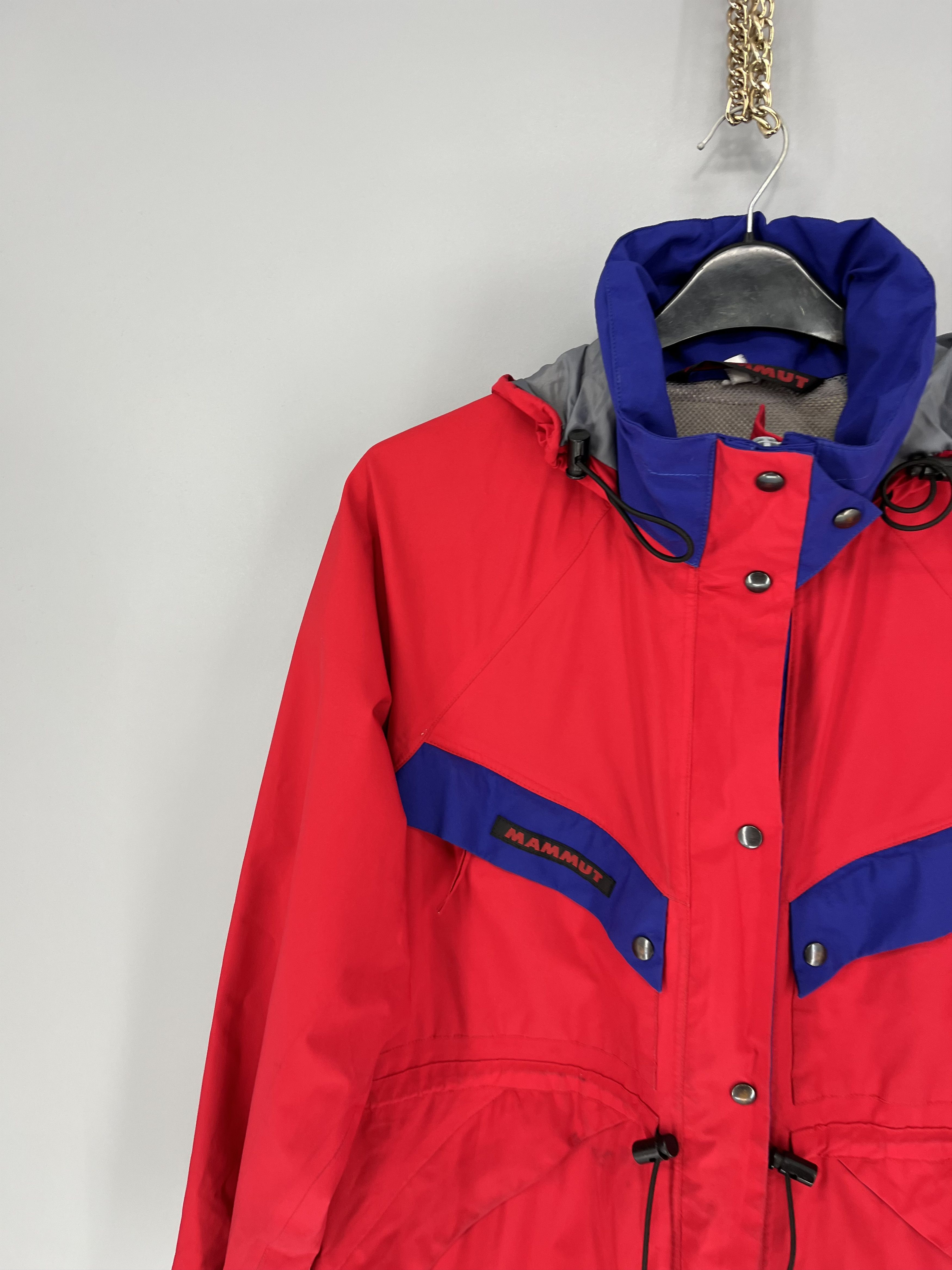 Mammut Vintage Mammut Dry Tech Gore Tex Ski Hooded Heavy Jacket Size US S / EU 44-46 / 1 - 7 Thumbnail