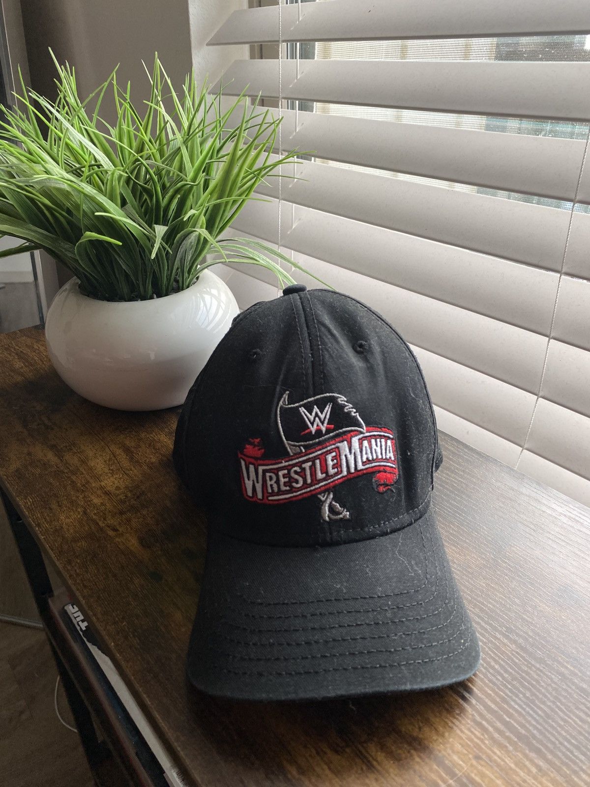 WWE Wrestlemania WWE Hat Size ONE SIZE - 1 Thumbnail
