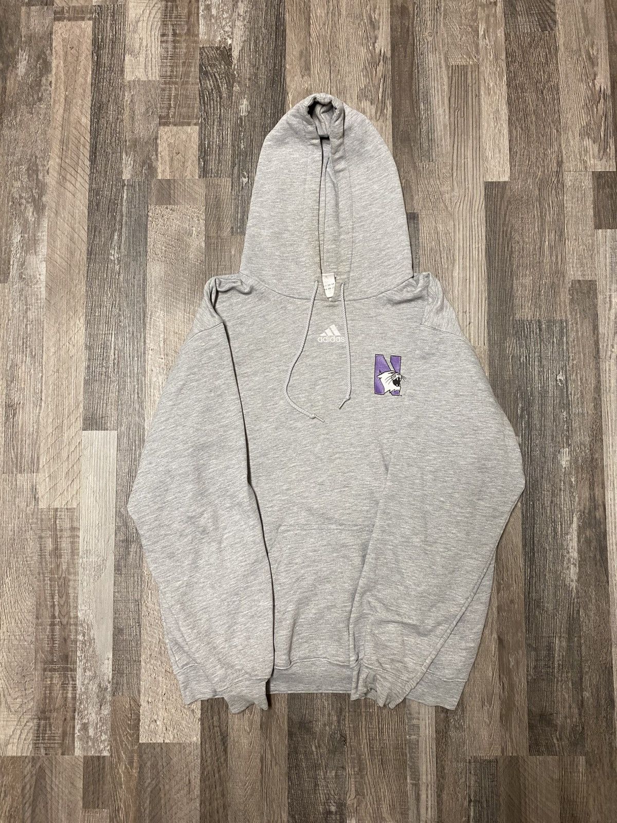 Adidas Vintage 2004 Adidas Center Logo NorthWestern Pullover Hoodie Size US L / EU 52-54 / 3 - 1 Thumbnail