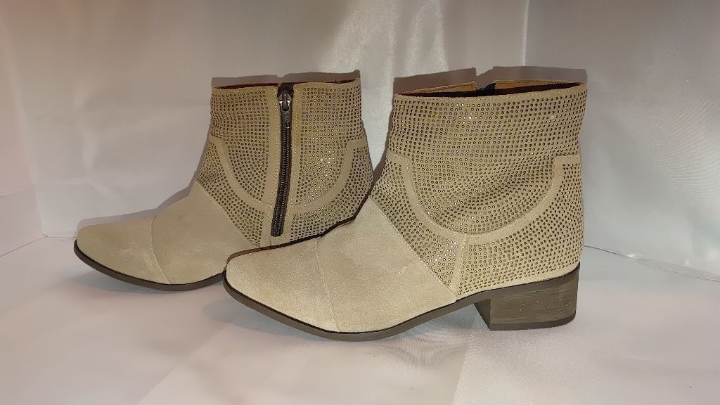 Anthropologie Anthropologie Klub Nico Zola Suede Bootie Size 9 Size US 9 / IT 39 - 3 Thumbnail