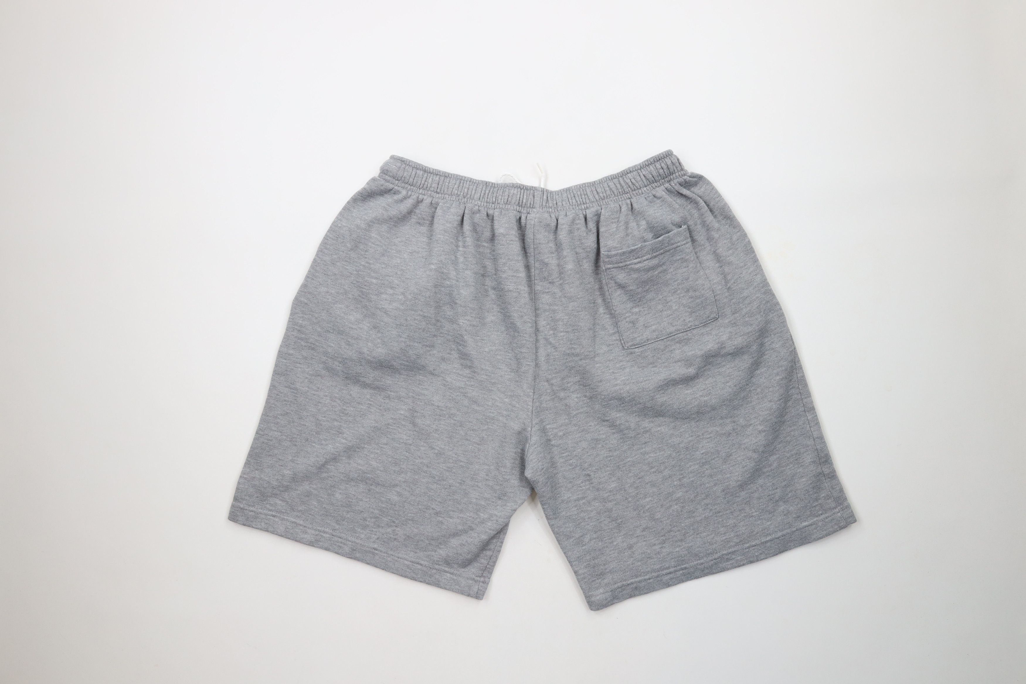 Vintage Vintage 90s Streetwear Above Knee Sweatpants Shorts Gray Size US 36 / EU 52 - 11 Thumbnail