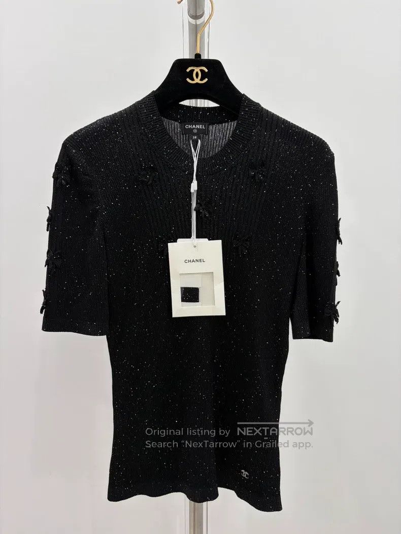 Chanel Chanel Black shiny knitted bow short-sleeved T-shirt Size XS / US 0-2 / IT 36-38 - 1 Thumbnail