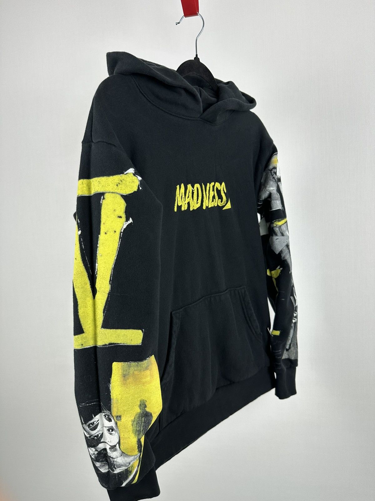 XO NWT2020 THE WEEKND MADNESS XO Collage Logo Pullover Black Size US S / EU 44-46 / 1 - 7 Thumbnail