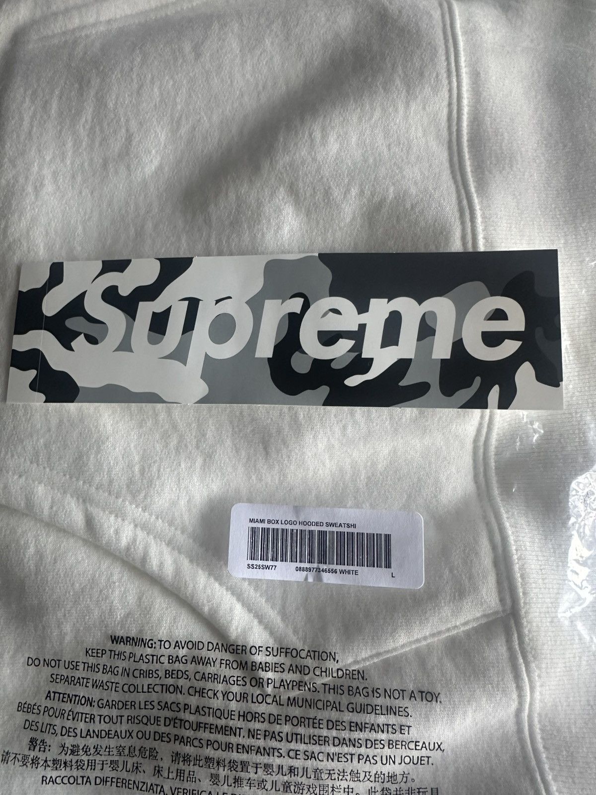 Supreme Miami Exclusive Box Logo Hooded Sweatshirt White Size US L / EU 52-54 / 3 - 3 Thumbnail
