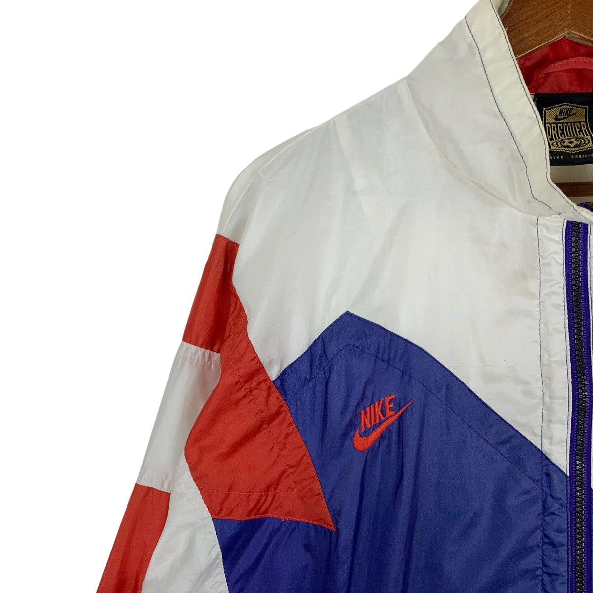 Nike × Vintage VINTAGE 90S NIKE SWOOSH PSG SPORTSWEAR LIGHT ZIPPER JACKET Size US M / EU 48-50 / 2 - 6 Thumbnail