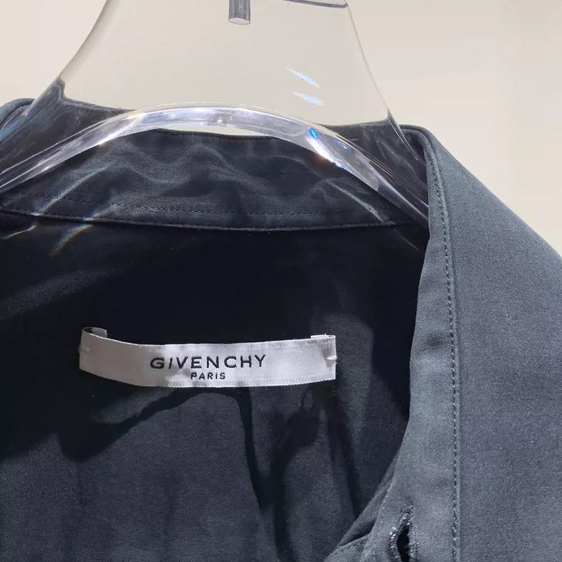 Givenchy Givenchy Size38 Black Round Neck Embroidered Logo Short Sle Size US M / EU 48-50 / 2 - 5 Thumbnail