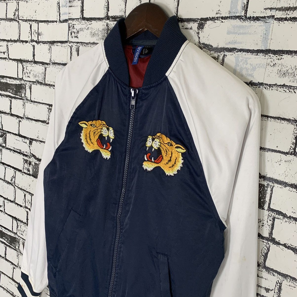 Divided H&M Divided Sukajan Souvenir Jacket Size US XS / EU 42 / 0 - 4 Thumbnail