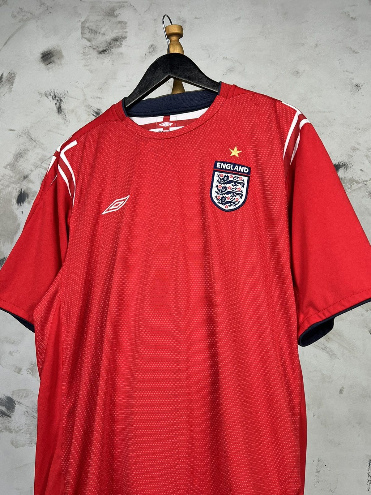 Umbro Vintage 2004 - 2006 Umbro England Jersey Shirt Size L - XL Size US XL / EU 56 / 4 - 2 Thumbnail