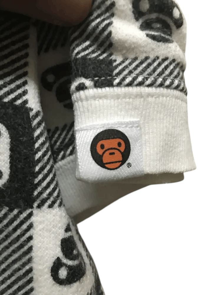 Bape BAPE Baby Milo by A Bathing Ape Sweatshirts Size US S / EU 44-46 / 1 - 6 Thumbnail
