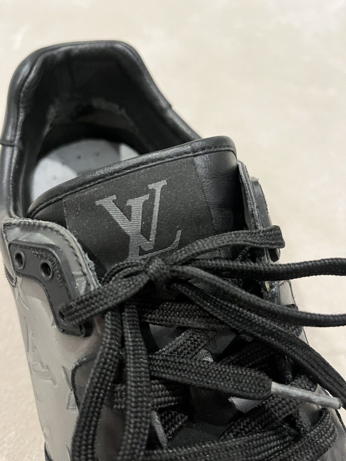 Louis Vuitton Louis Vuitton Run Away trainers Size US 10.5 / EU 43-44 - 19 Thumbnail