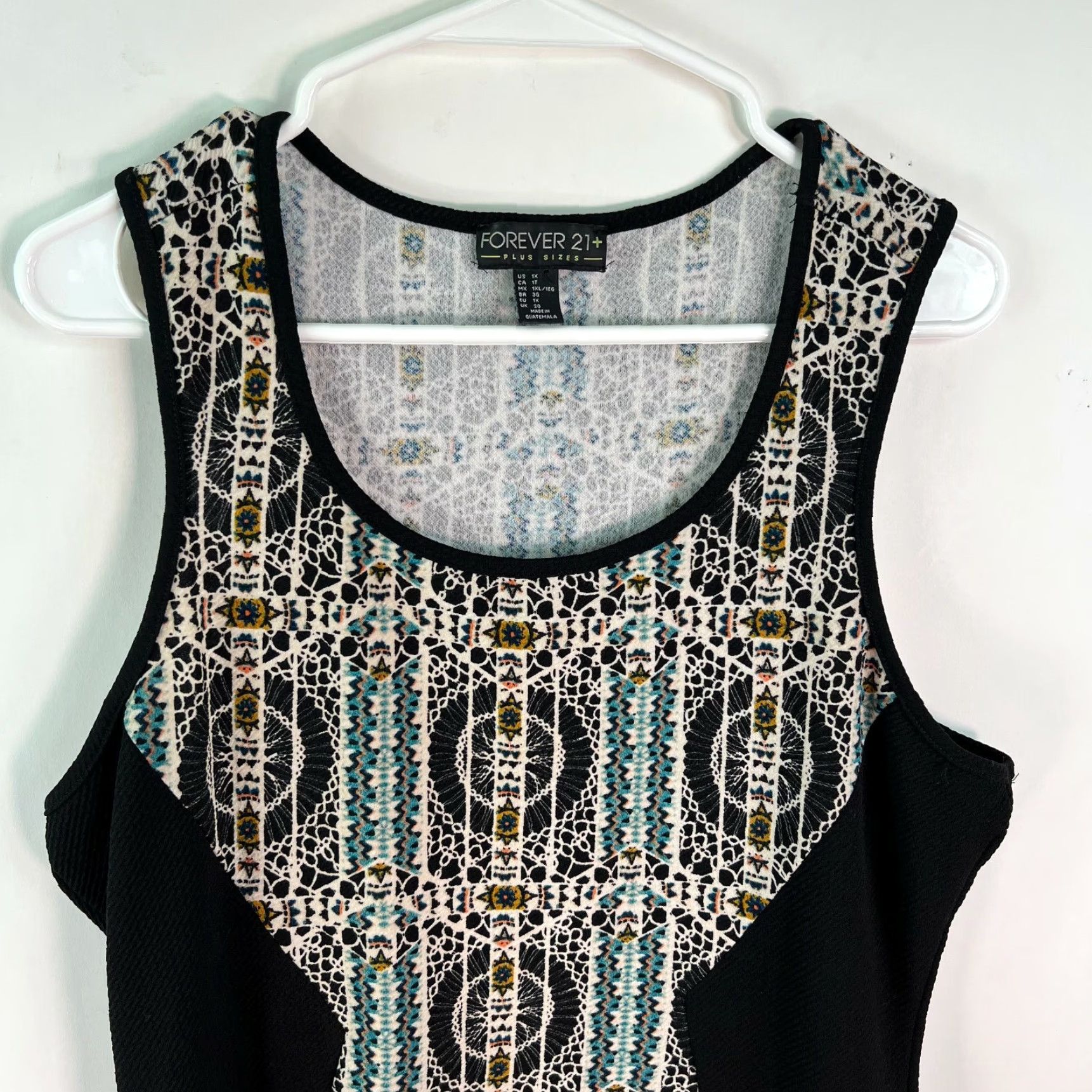 Forever 21 FOREVER 21 Dress Women Geometric Scoop Neck Sleeveless Black Bodycon 1X Adult Plus Size 1X Women Size XL / US 12-14 / IT 48-50 - 3 Thumbnail