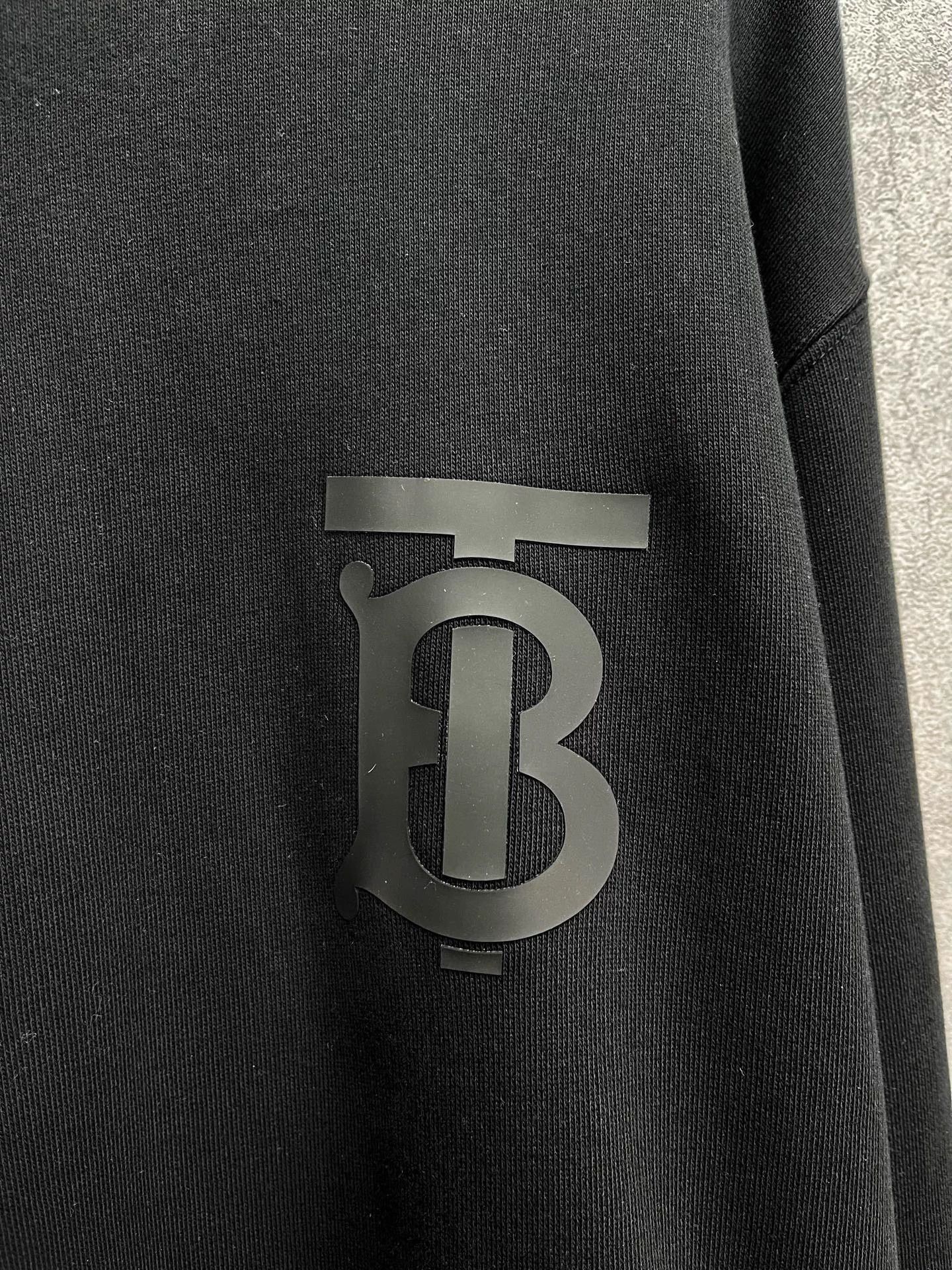 Burberry BURBERRY TB crewneck sweatshirt L 99 new Size US L / EU 52-54 / 3 - 5 Thumbnail