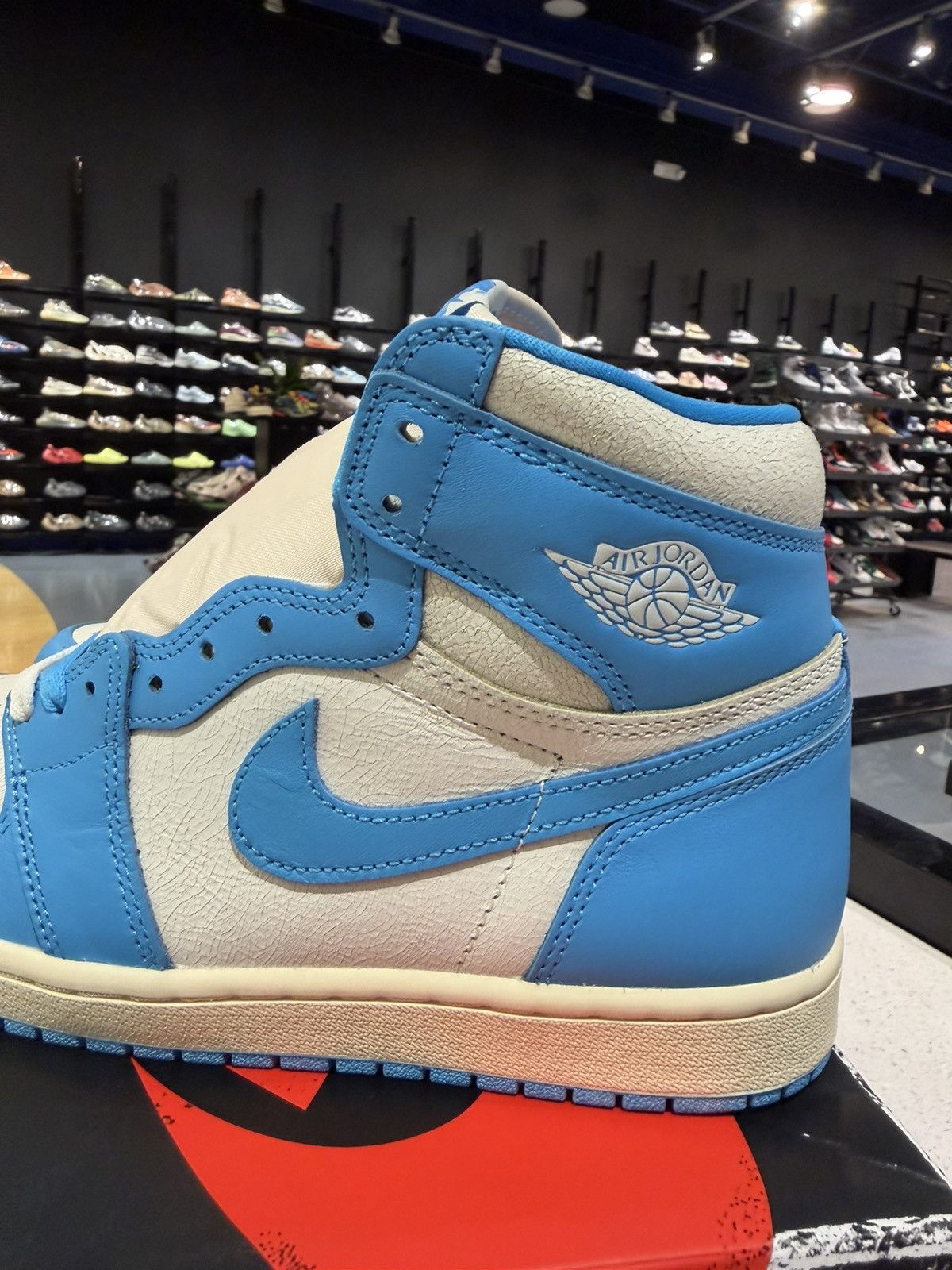 Jordan Brand Size 8 - Jordan 1 Retro High UNC Reimagined Size US 8 / EU 41 - 5 Thumbnail