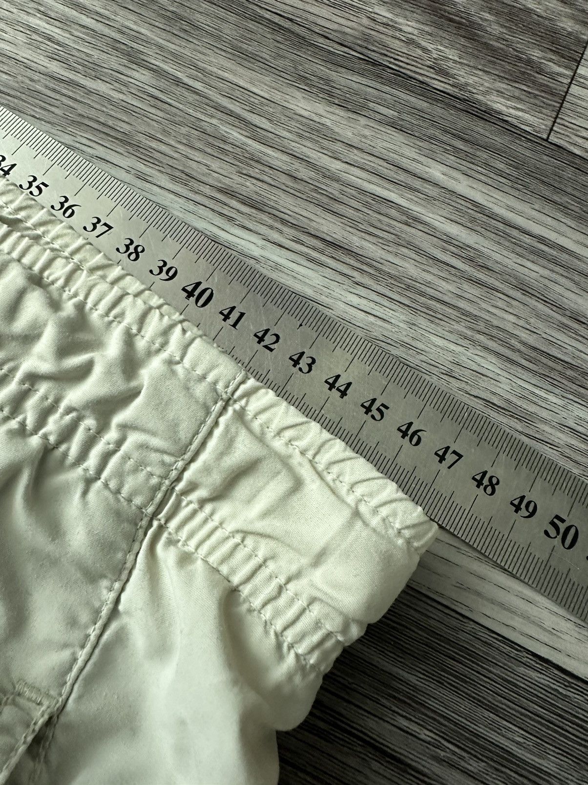 Nike Nike Vintage 00’s White Baggy Nylon Sweatpants y2k size L Size US 34 / EU 50 - 10 Thumbnail