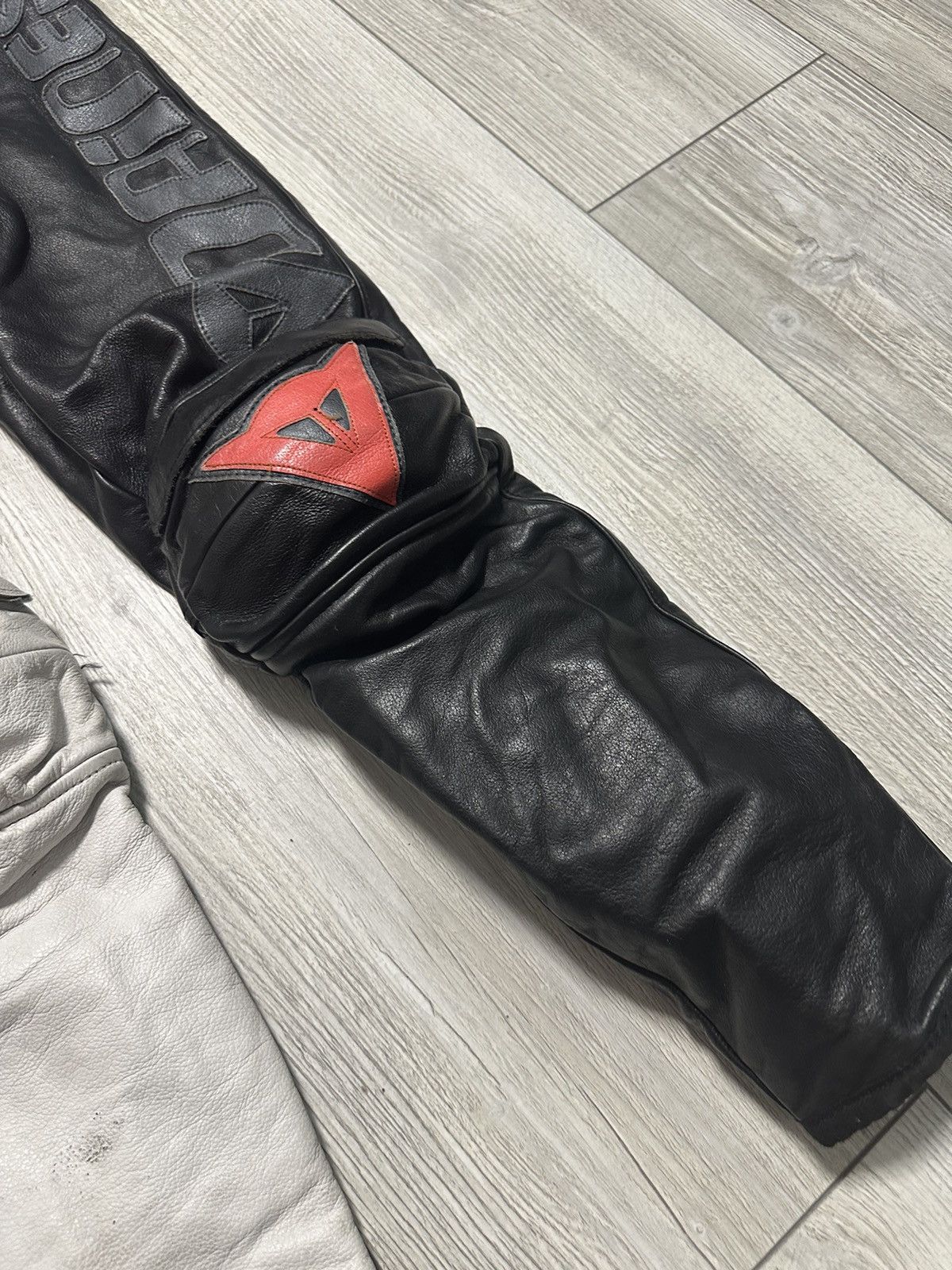 Dainese Dainese Leather Jacket Moto Suit black set racing Size US S / EU 44-46 / 1 - 3 Thumbnail