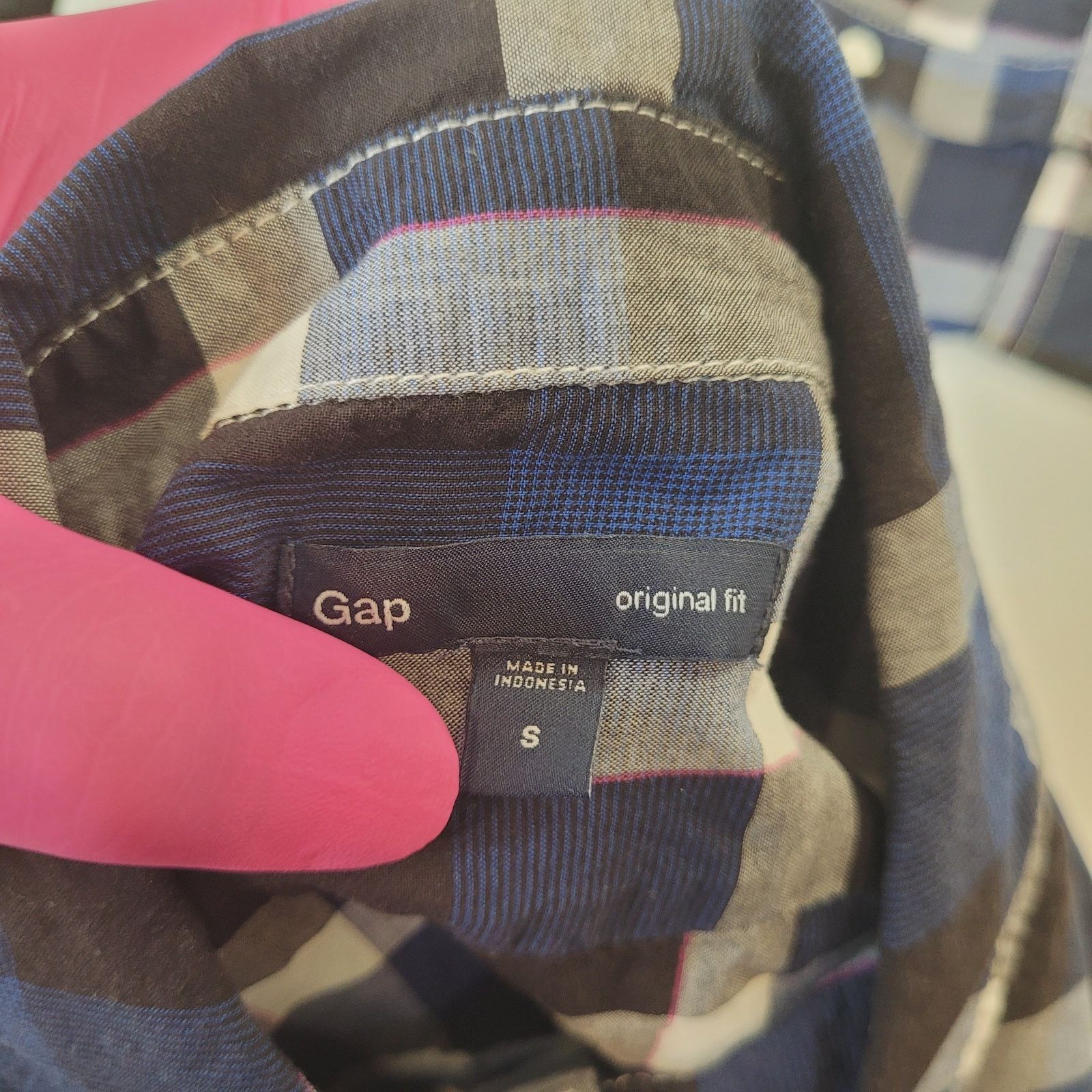 Gap Gap Shirt Small Plaid Button Up Original Fit Blue Black Gray Size US S / EU 44-46 / 1 - 5 Thumbnail