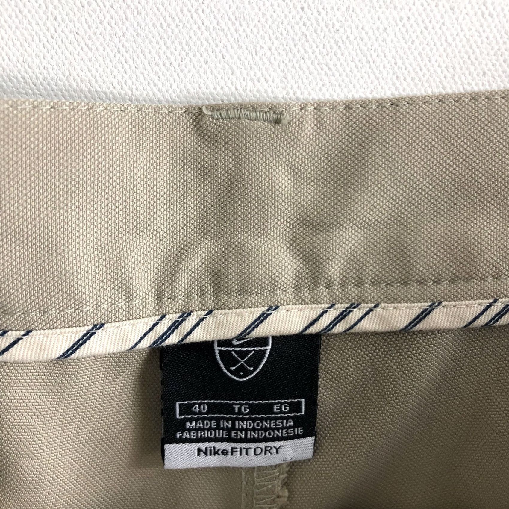 Nike Nike Golf Mens Size 40 Chino Shorts Khaki Pleated Front Activewear Size US 40 / EU 56 - 5 Thumbnail