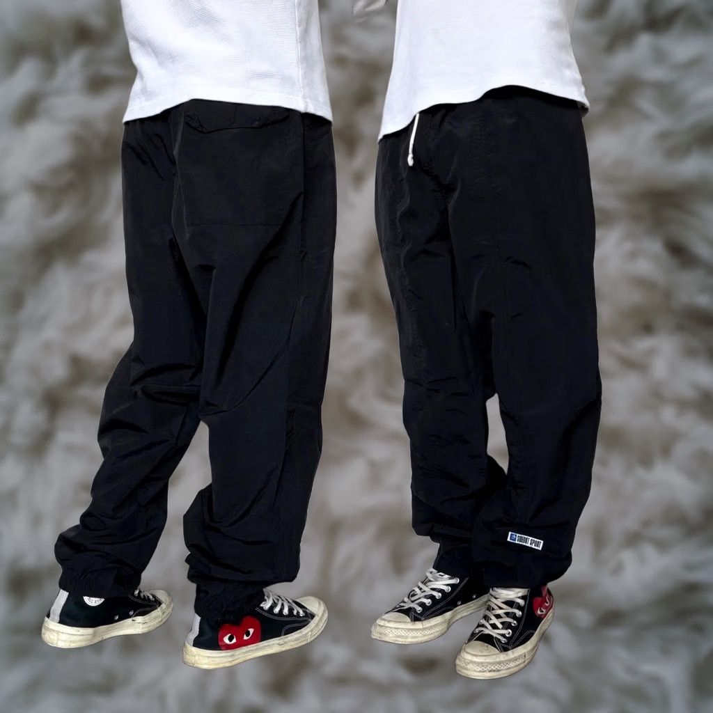 Sideout VINTAGE Sideout Sport Track Pants Medium Black Nylon Jogger Elastic Hem Baggy 90s Y2K Size US 31 - 1 Thumbnail