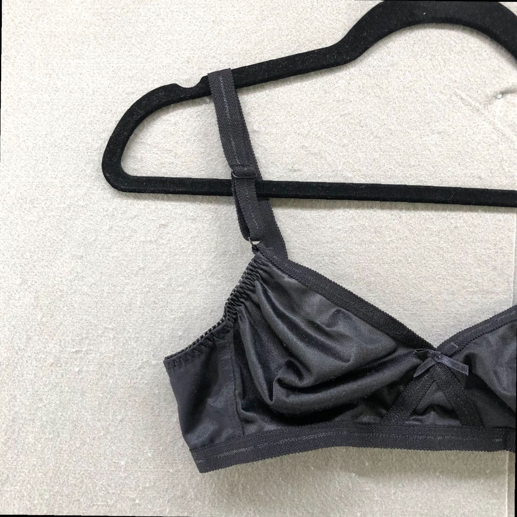 Vintage Pretty Secrets Satin Bralette 34C Unpadded Black Womens Size ONE SIZE - 3 Thumbnail
