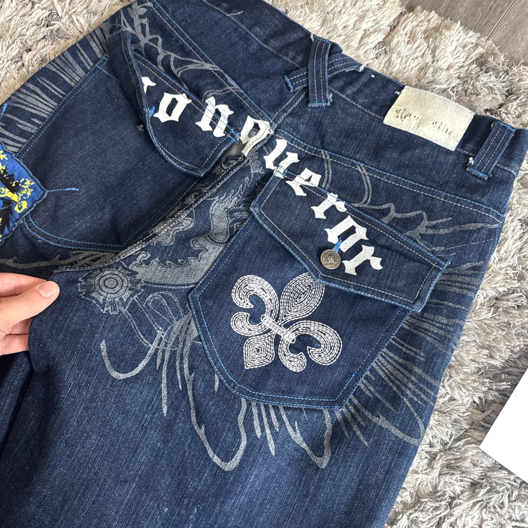 Denime VINTAGE Raw Blue Embroidered Baggy Denim Blue Jorts Jean Shorts Men’s 32 90s Cargo Denim Blue Embroidered Mens Size US 32 / EU 48 - 4 Thumbnail