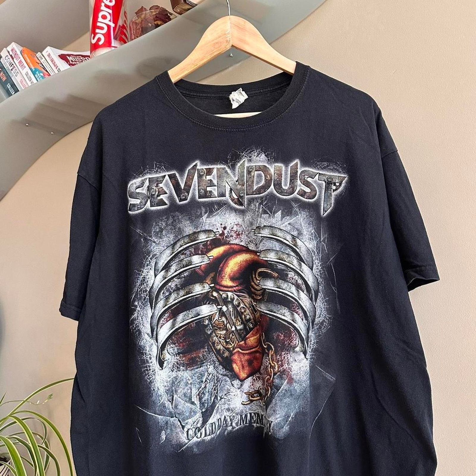 Band Tees × Vintage Vintage Y2K Sevendust Band Shirt Size US XL / EU 56 / 4 - 2 Thumbnail