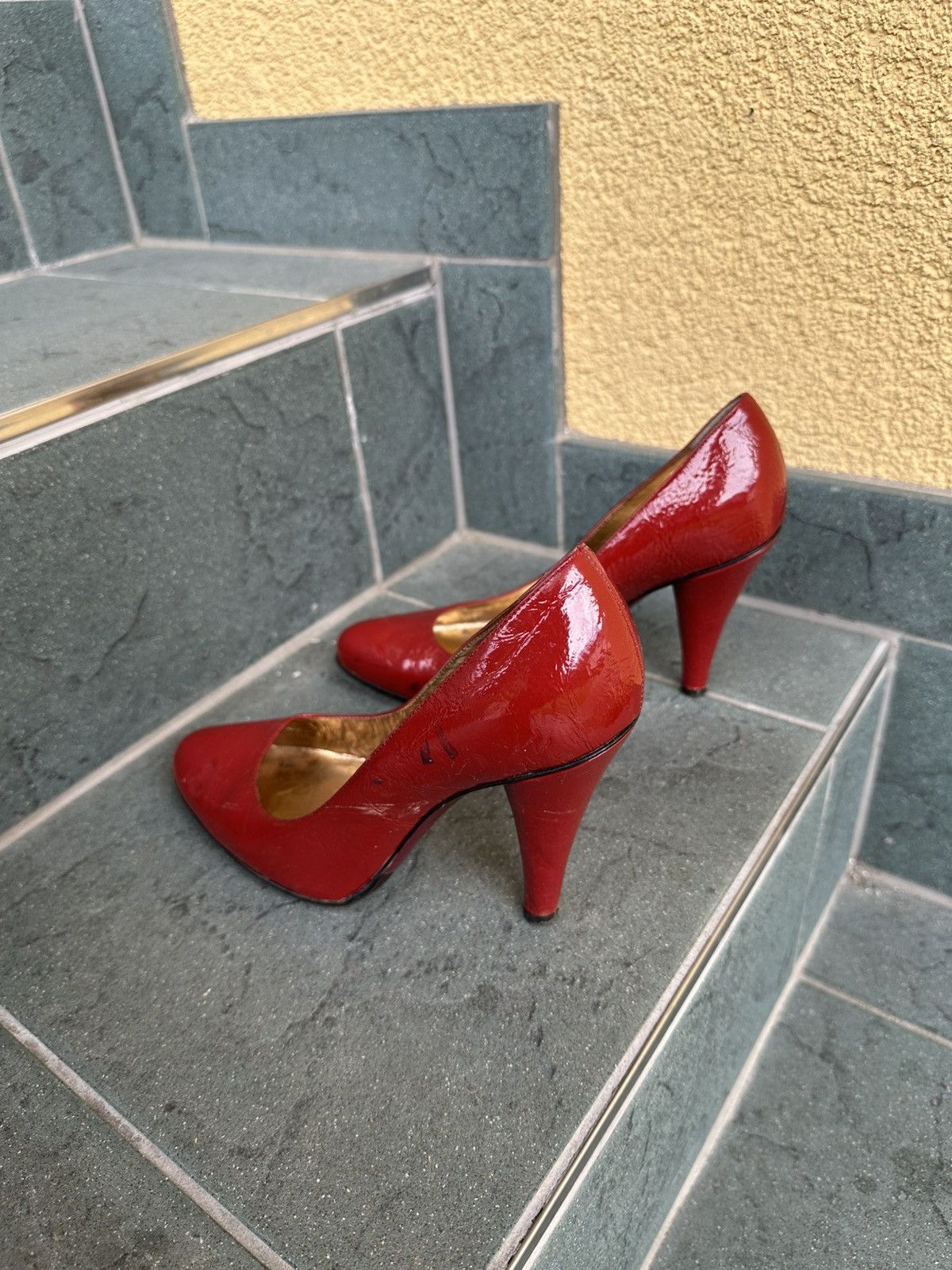 Dolce & Gabbana Dolce Gabbana Vintage Heels Luxury Shoes DG 36 Made In Italy Size US 6 / IT 36 - 9 Thumbnail