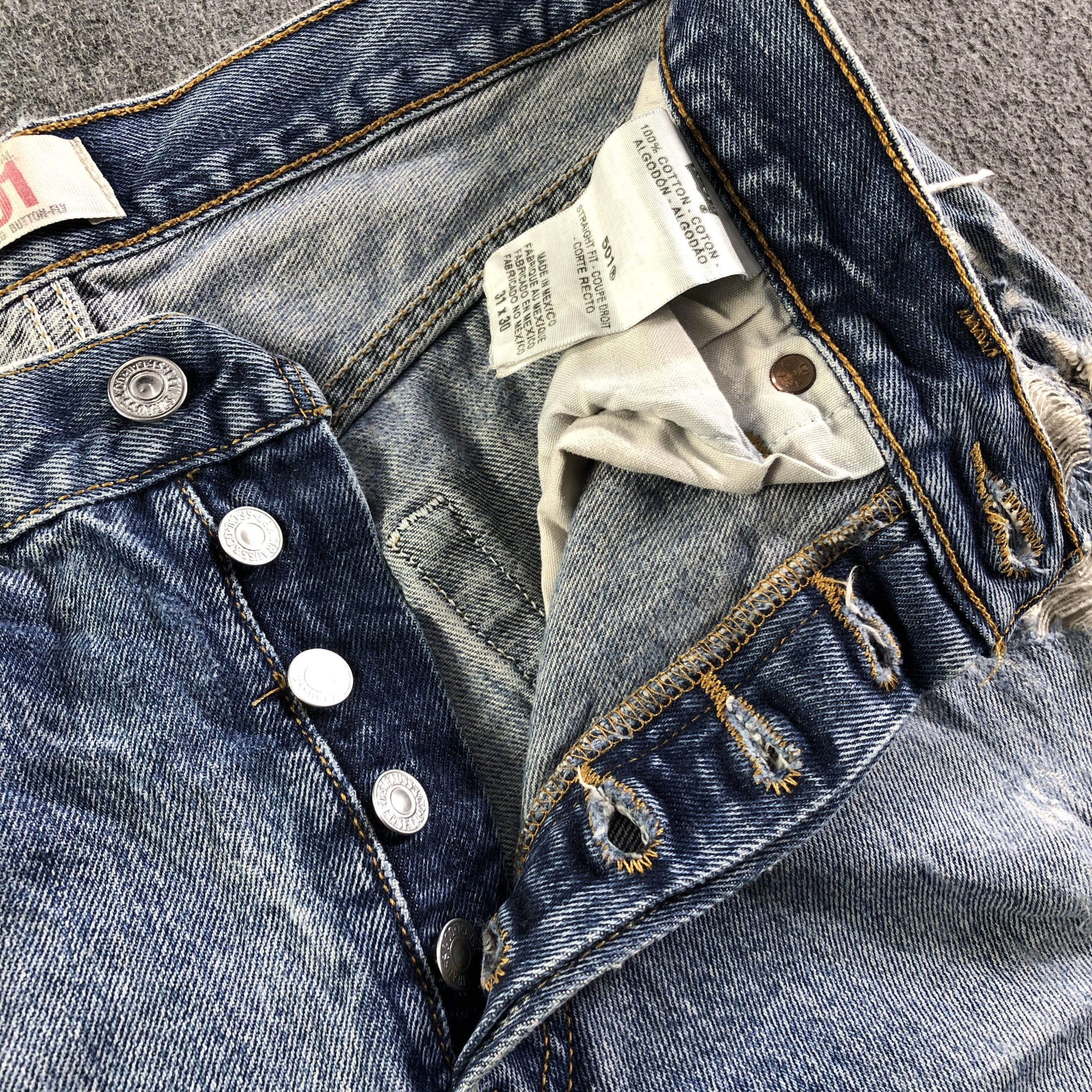 Levi's Vintage Distressed Levis 501 Jeans-J4240 Size US 31 - 9 Thumbnail