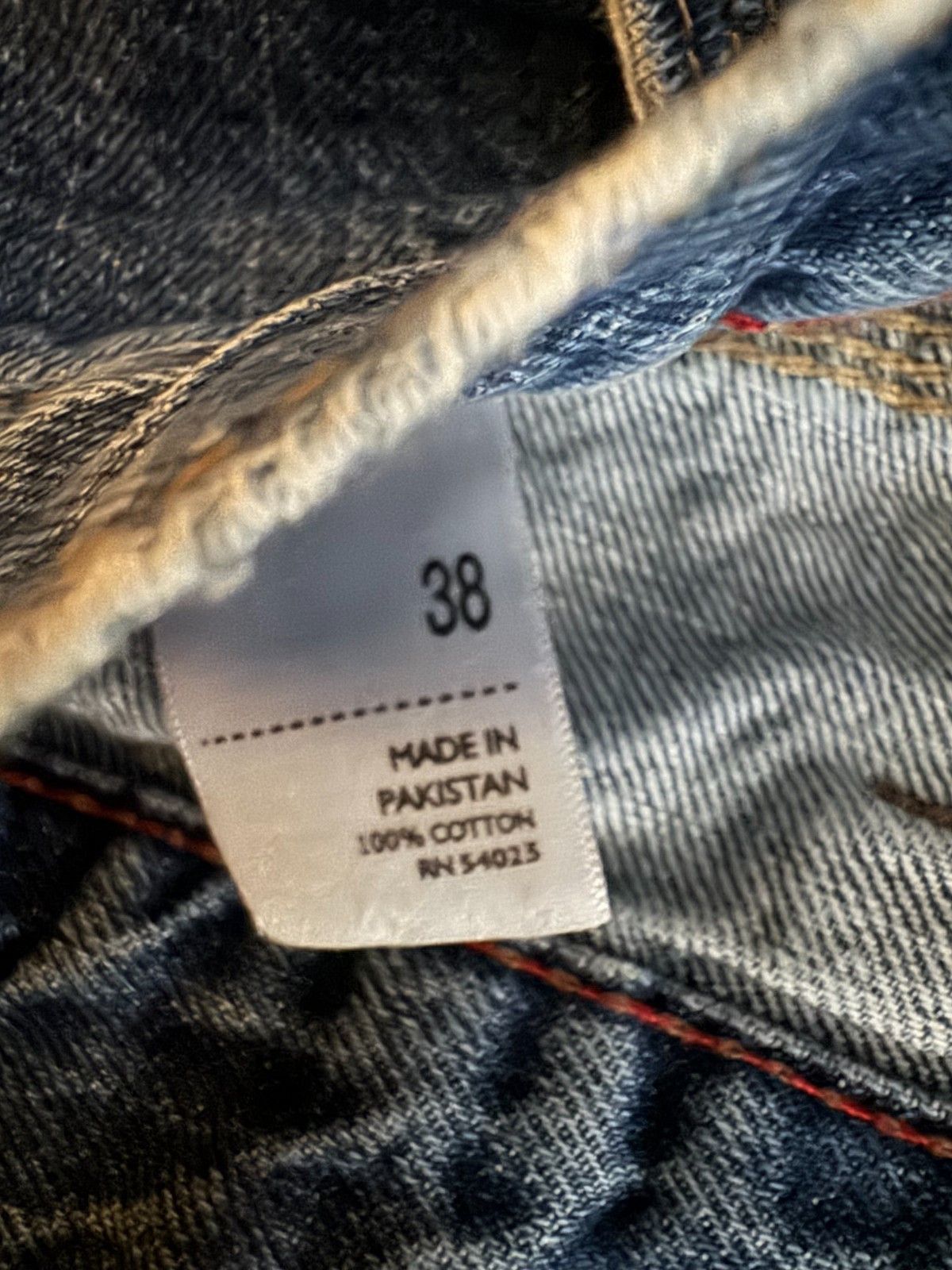 Old Navy Old Navy Denim Shorts Size US 38 / EU 54 - 2 Thumbnail