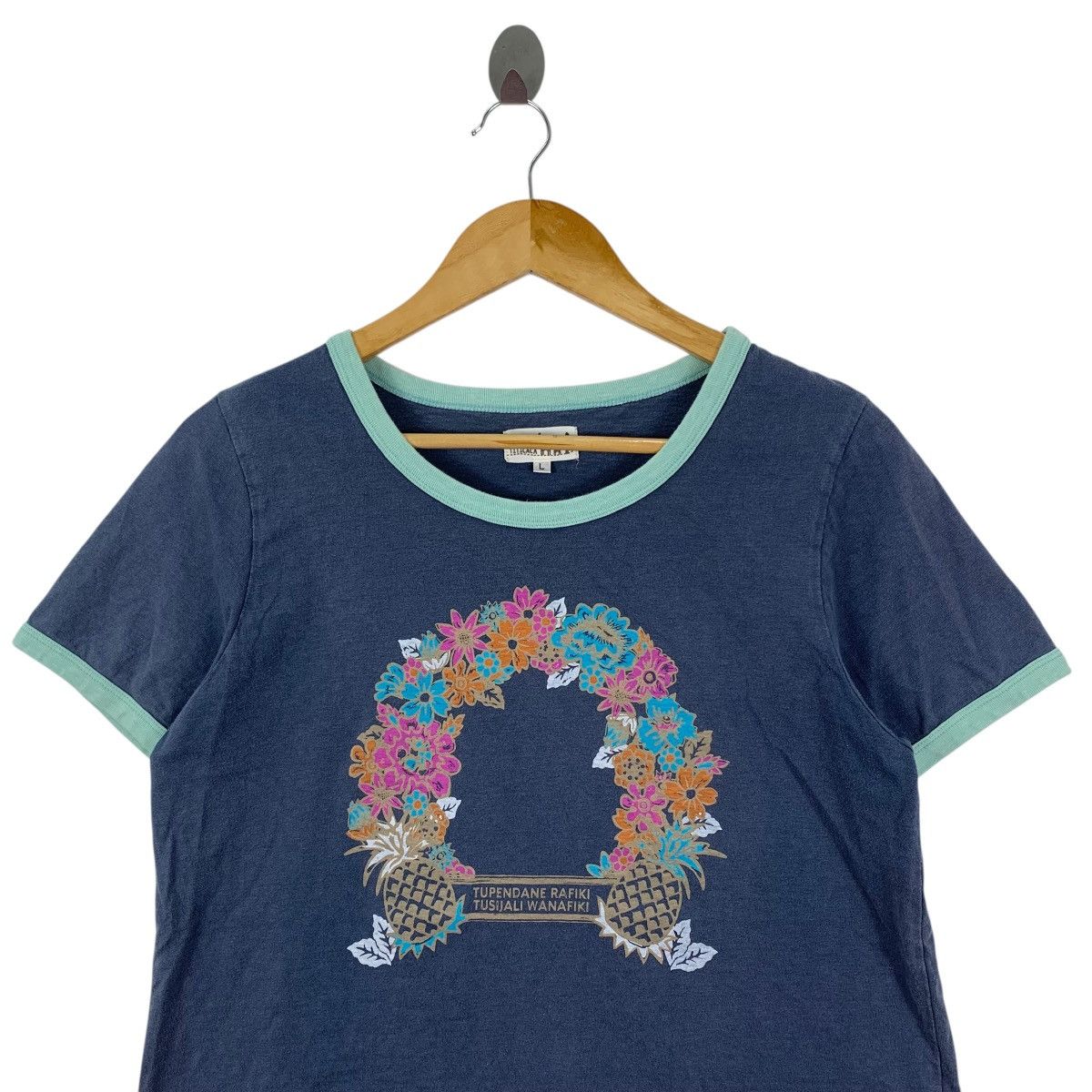 Japanese Brand TITICACA Tupendane Rafiki Hawaii Japanese Brand Tshirt Size US L / EU 52-54 / 3 - 2 Thumbnail