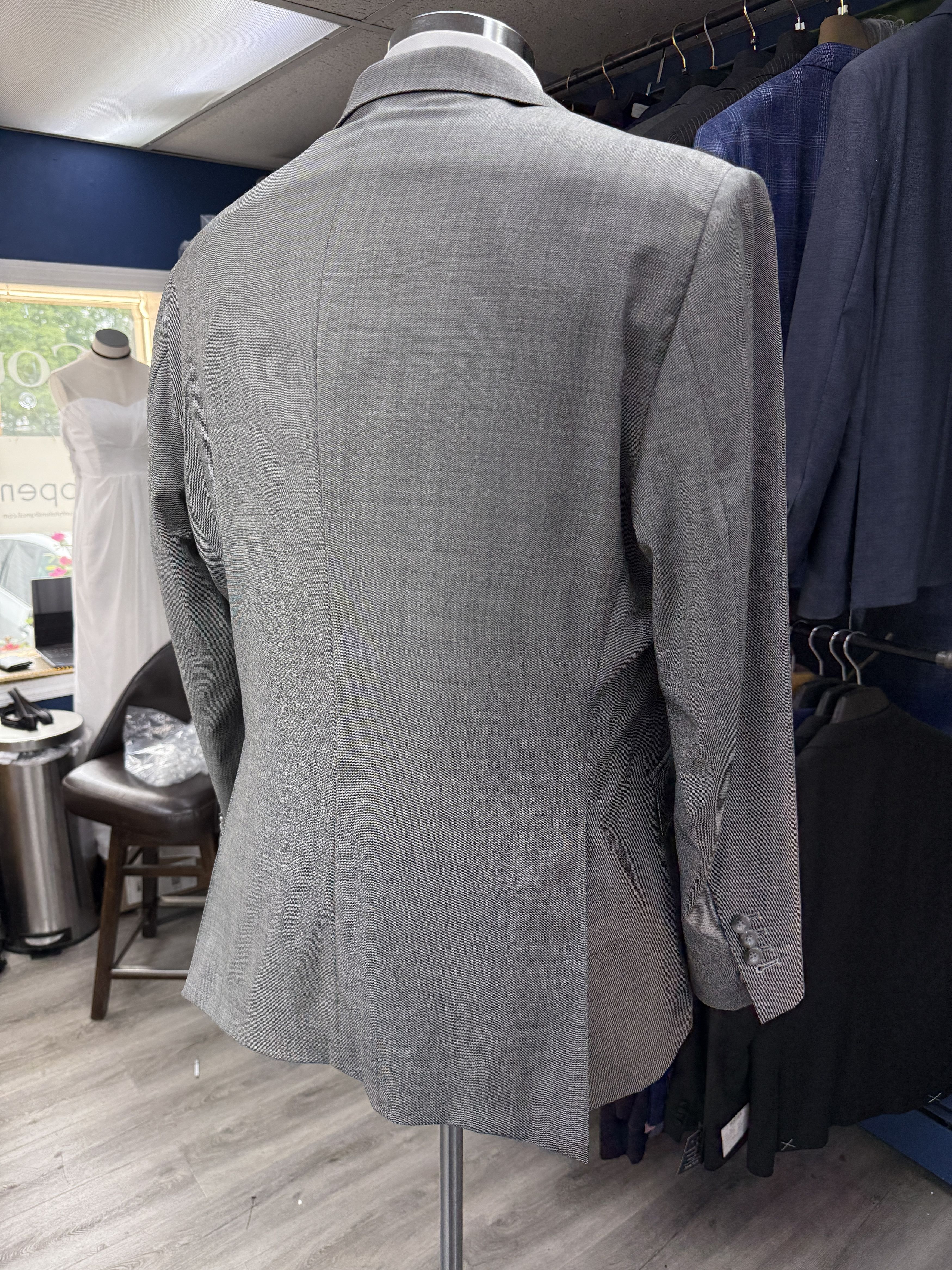 Designer × Other 42R Bespoke 2Pc Suit, Notch Lapel, Vents, Full Canva Size 42R - 3 Thumbnail