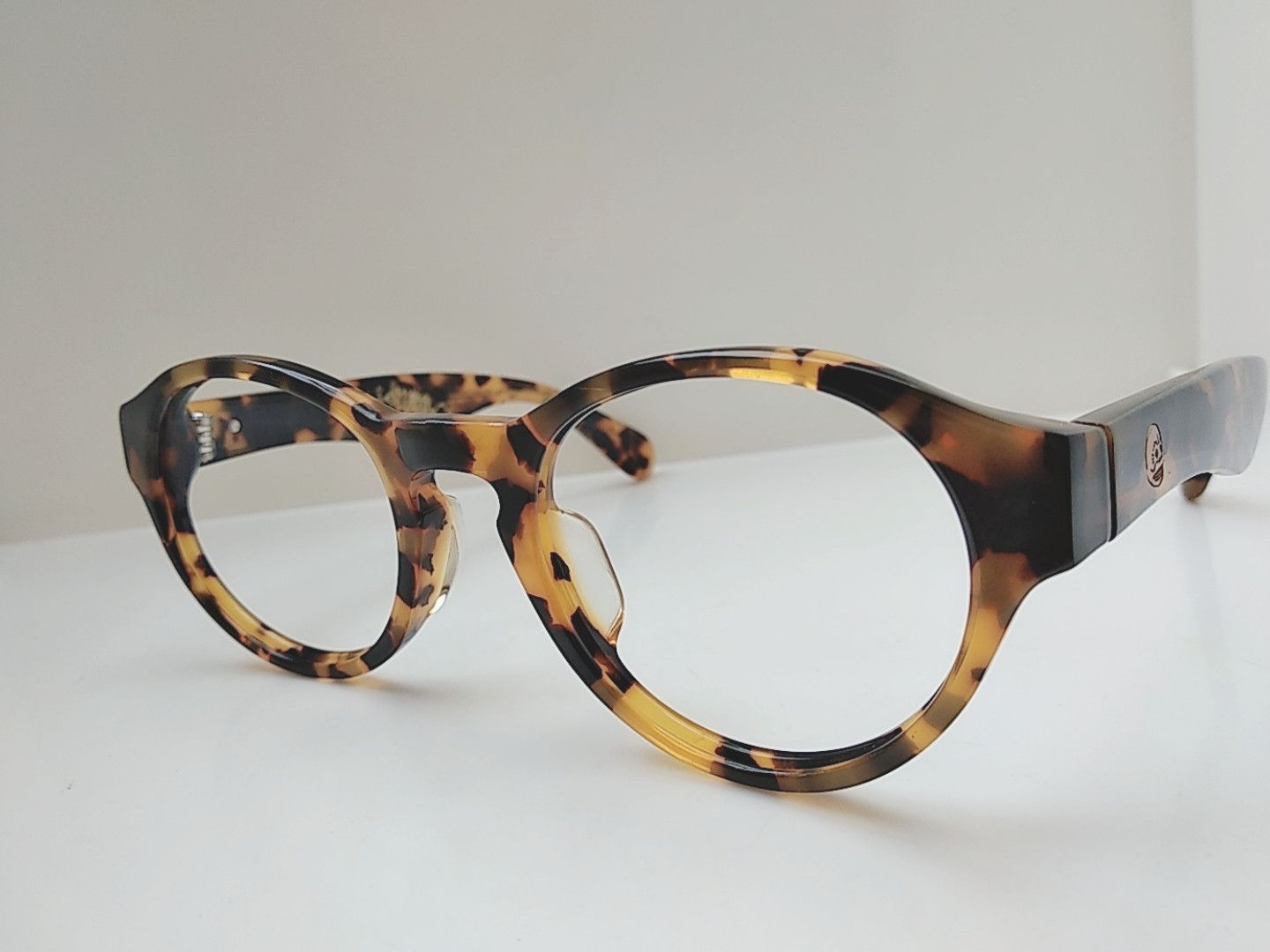 Vintage Vintage HUMAN SKULL H1223 Tortoise Eyeglasses Frame Size ONE SIZE - 3 Thumbnail