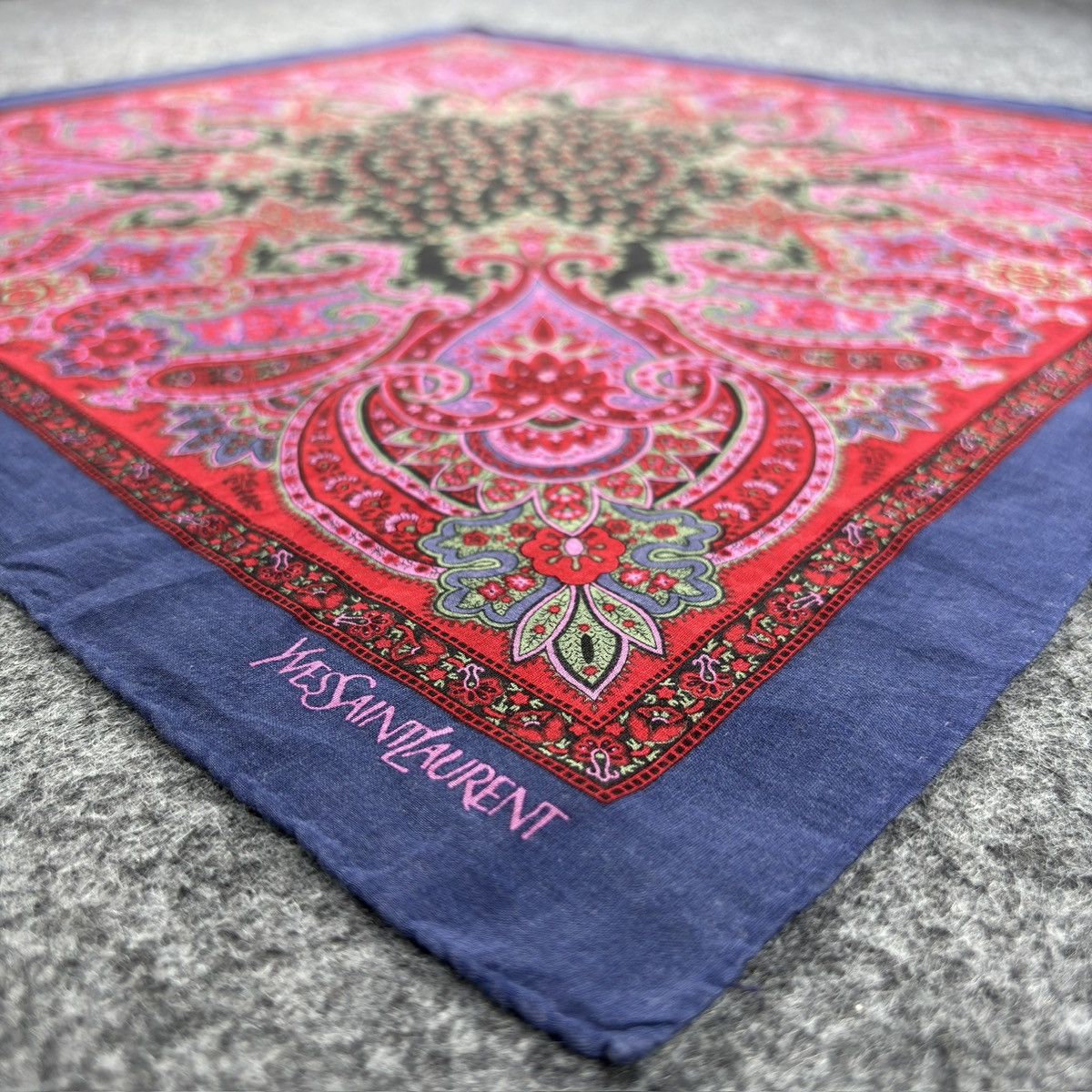 Vintage × Yves Saint Laurent Handkerchief # E042 # Bandana # Neckerchief Size ONE SIZE - 5 Thumbnail