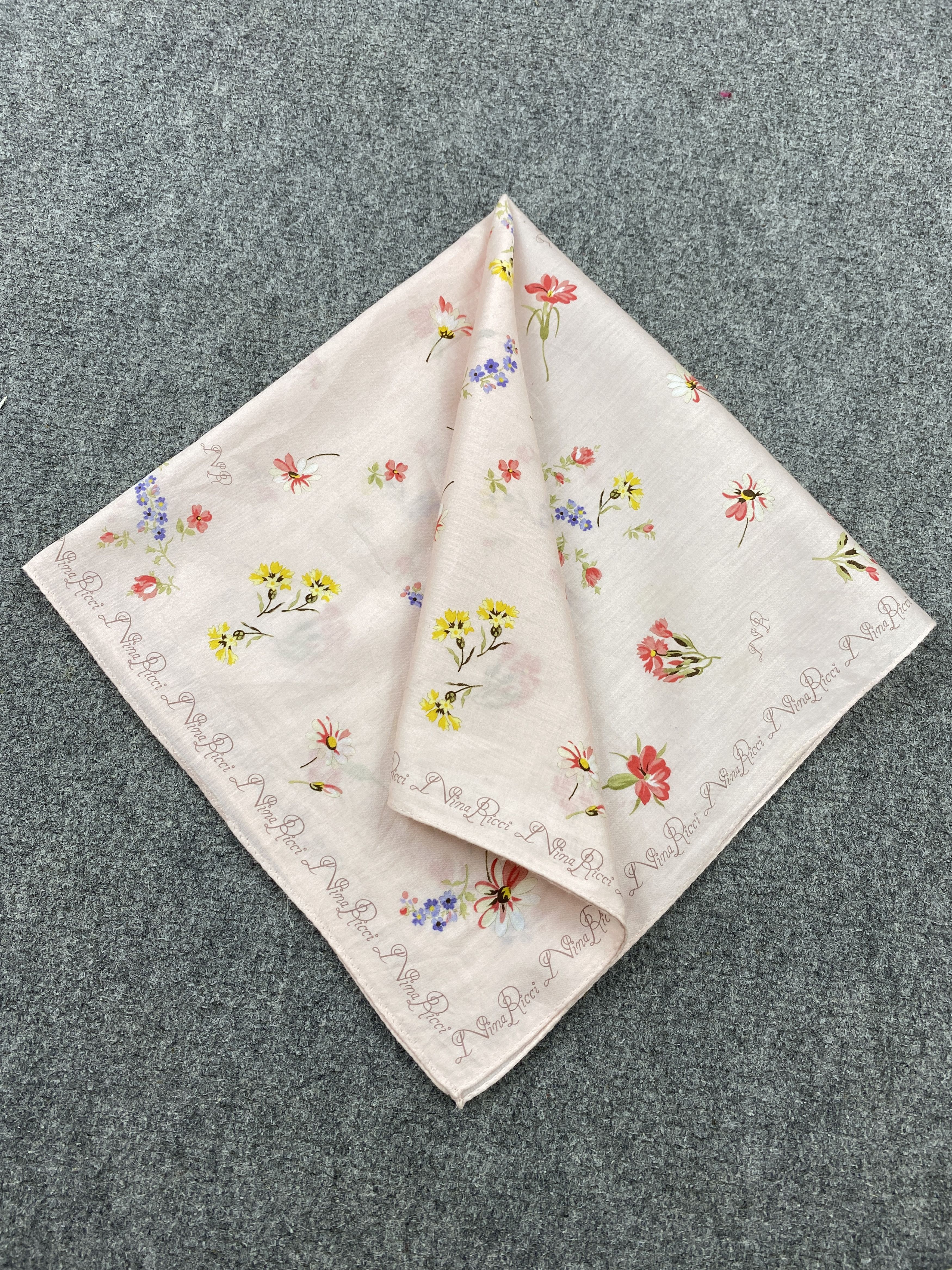 Other Vintage Nina Ricci Handkerchief Neckerchief HKC1159 Size ONE SIZE - 4 Thumbnail