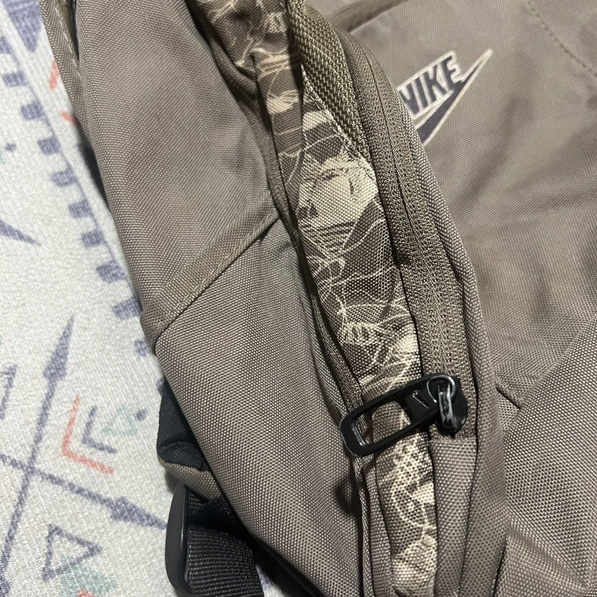 Nike Nike 20L bagpack Art Design Size ONE SIZE - 5 Thumbnail