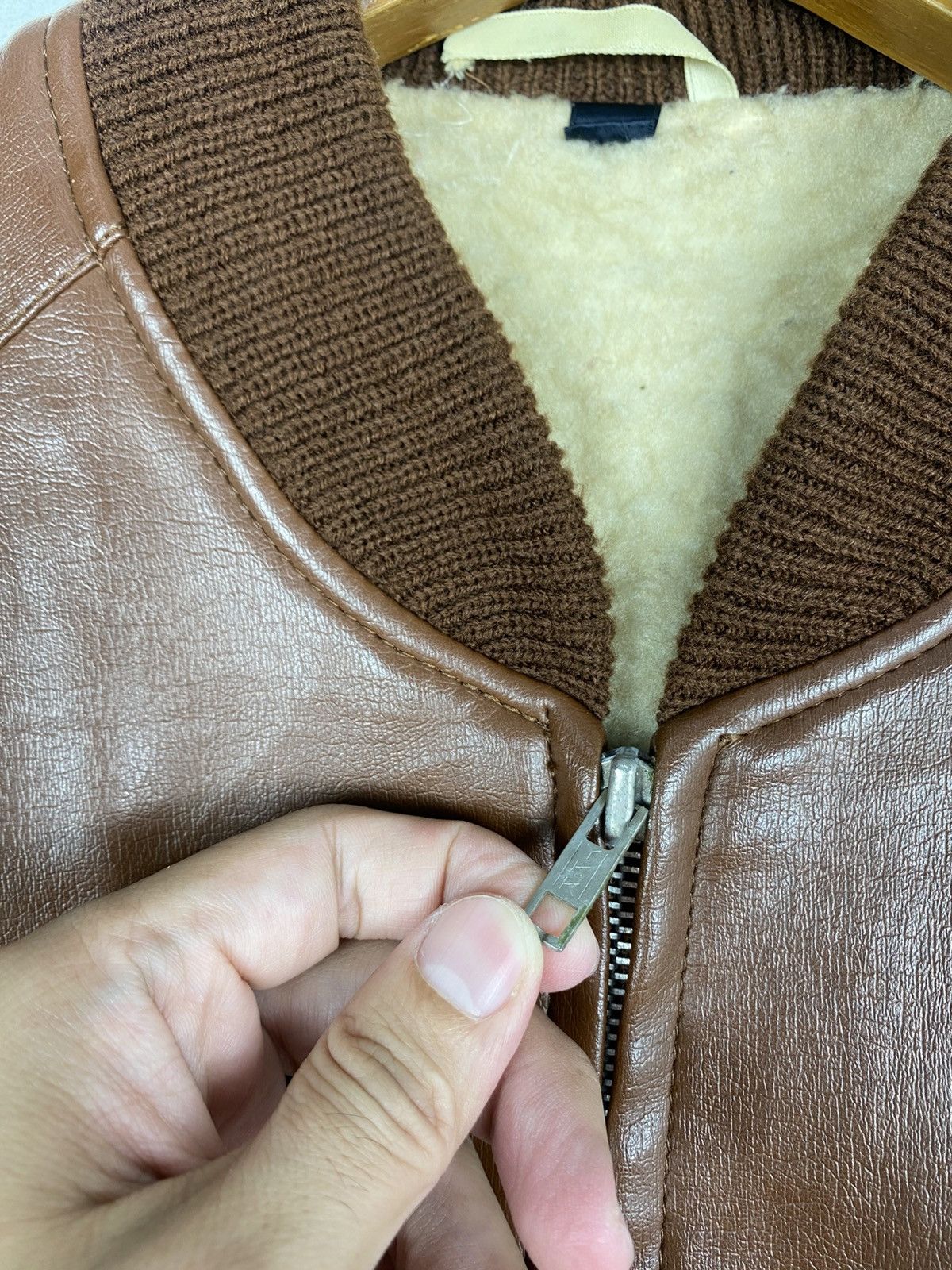 Japanese Brand Rare‼️ Vintage Japanese Brand Synthetic Leather Bomber Jacket Size US S / EU 44-46 / 1 - 8 Thumbnail
