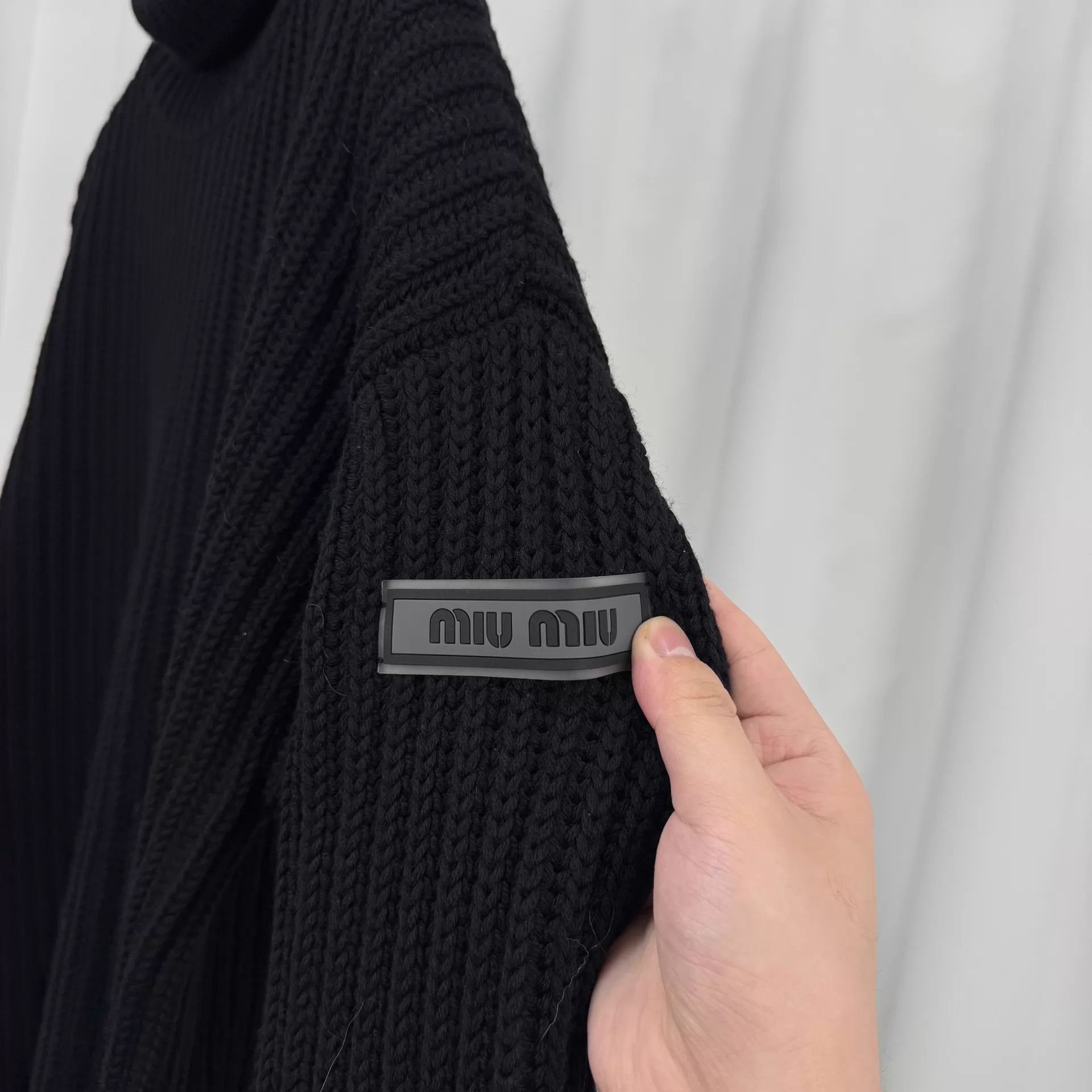 Miu Miu Miu Miu Logo Turtleneck Knit Sweater Women's 40 Size S / US 4 / IT 40 - 5 Thumbnail