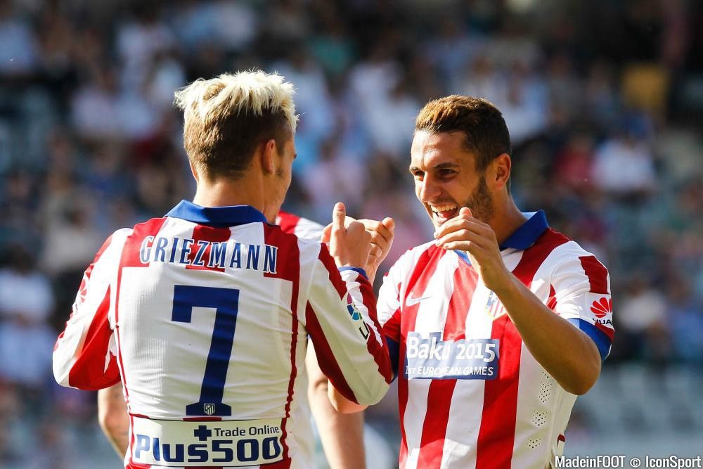 Nike Atletico Madrid 14/15 home shirt #7 Griezmann (Bnwt) Size US S / EU 44-46 / 1 - 11 Thumbnail