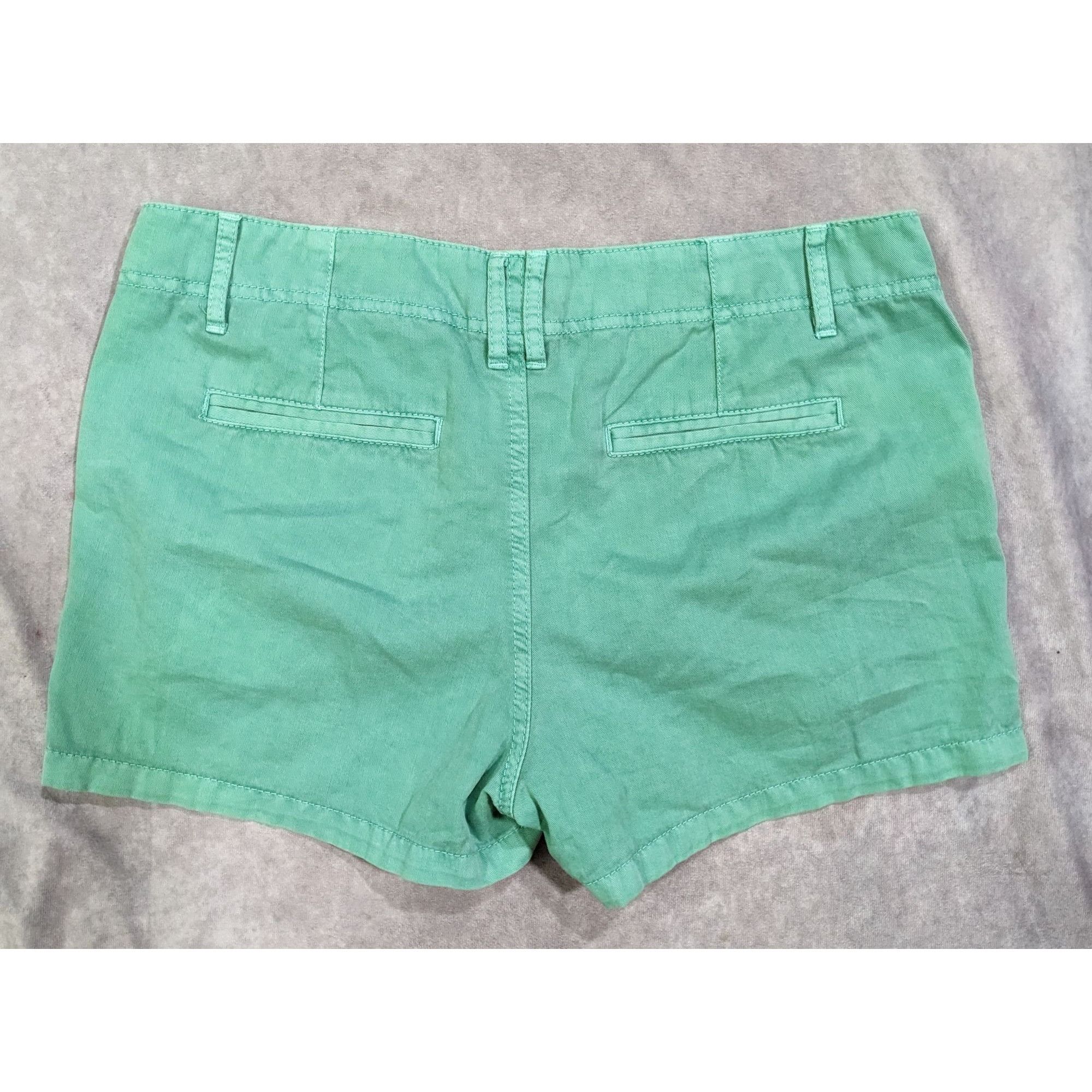 Merona Summer Beachy Casual Green Shorts by Merona Size 30" / US 8 / IT 44 - 6 Thumbnail