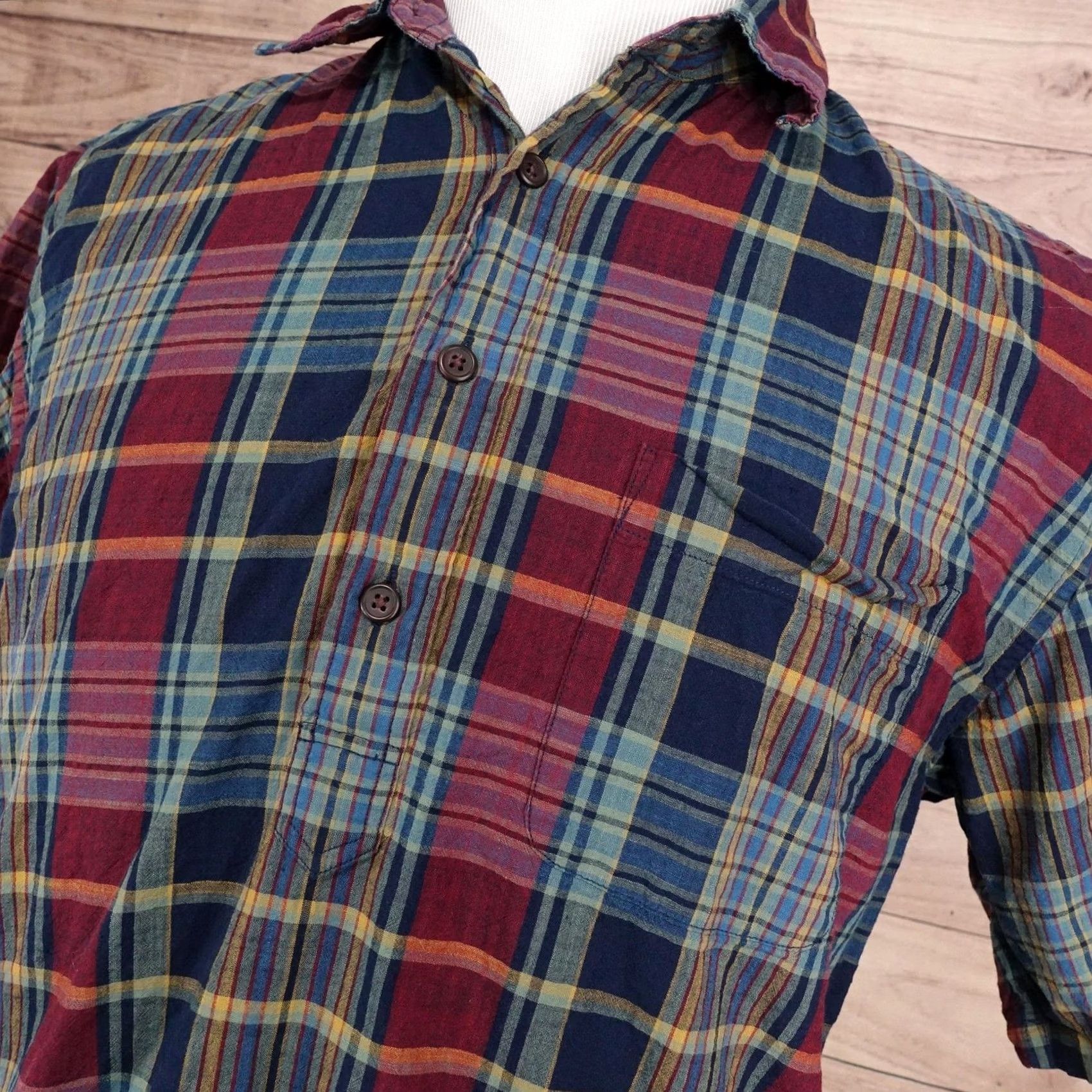 Uniqlo Uniqlo Shirt M Multicolor Plaid Short Sleeve 1/2 Button-Up Regular Fit Mens Size US M / EU 48-50 / 2 - 2 Thumbnail