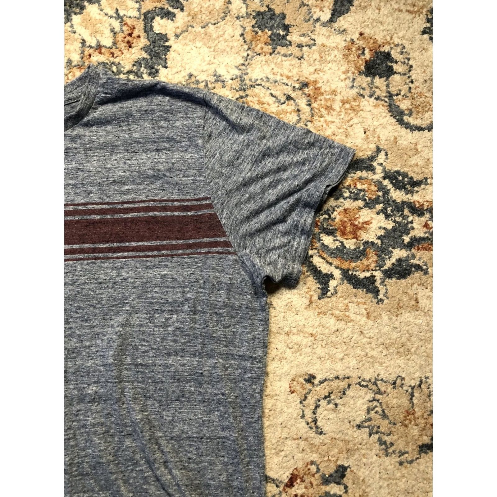 Marine Layer VINTAGE Marine Layer Shirt Mens Large Heather Blue Re-Spun Chest Stripe Crewneck Tee Size US L / EU 52-54 / 3 - 4 Thumbnail