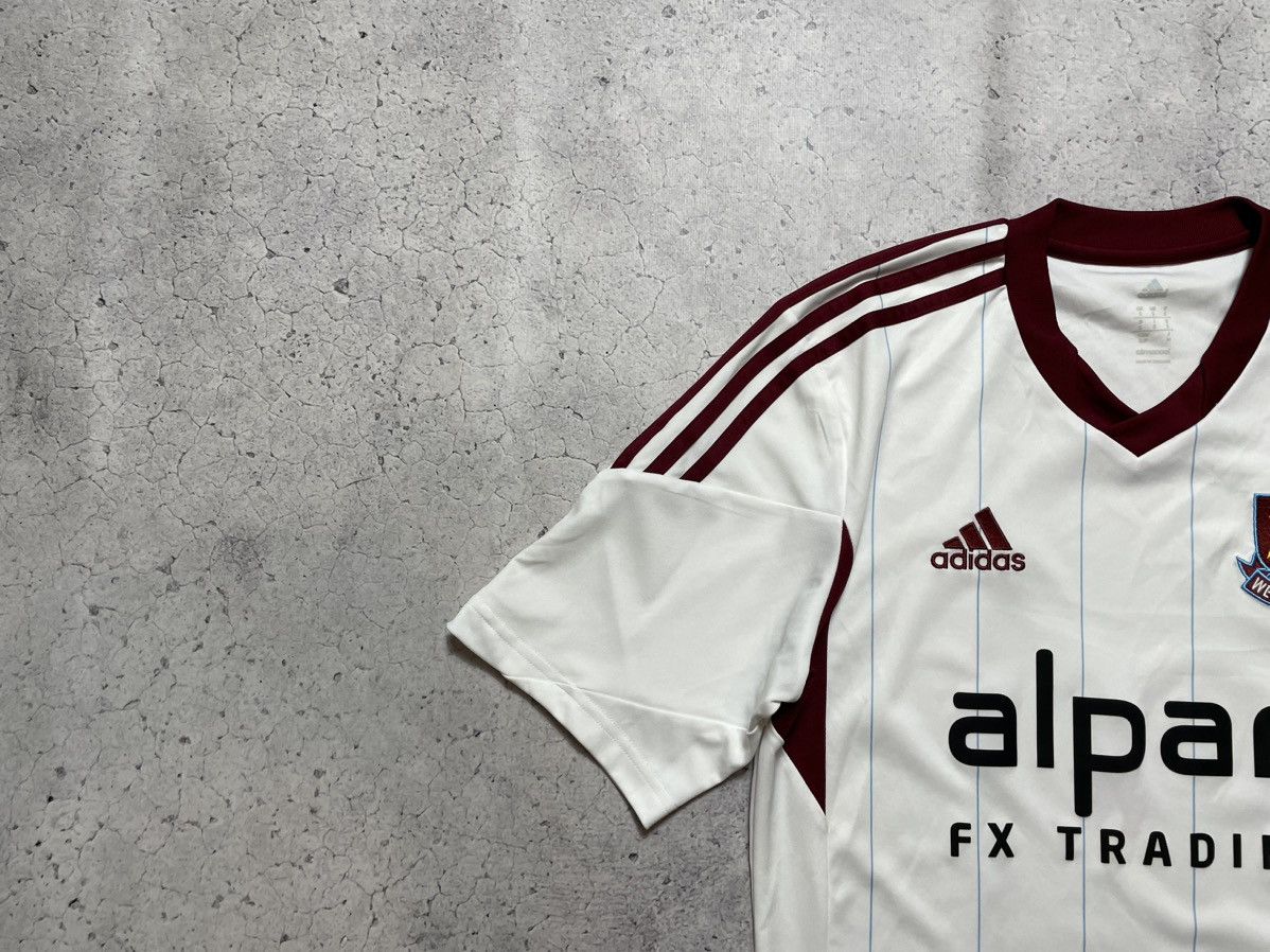 Adidas Vintage Adidas West Ham United Football Jersey Y2K Size US S / EU 44-46 / 1 - 5 Thumbnail