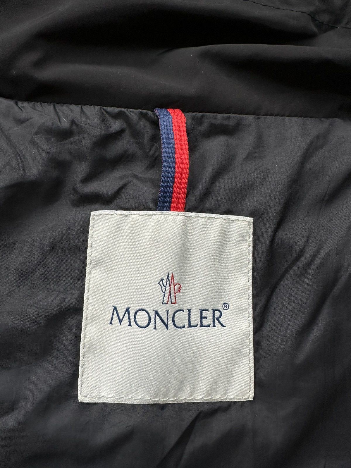 Moncler Auth Moncler Nylon Jacket Blazer Size S / US 4 / IT 40 - 13 Thumbnail