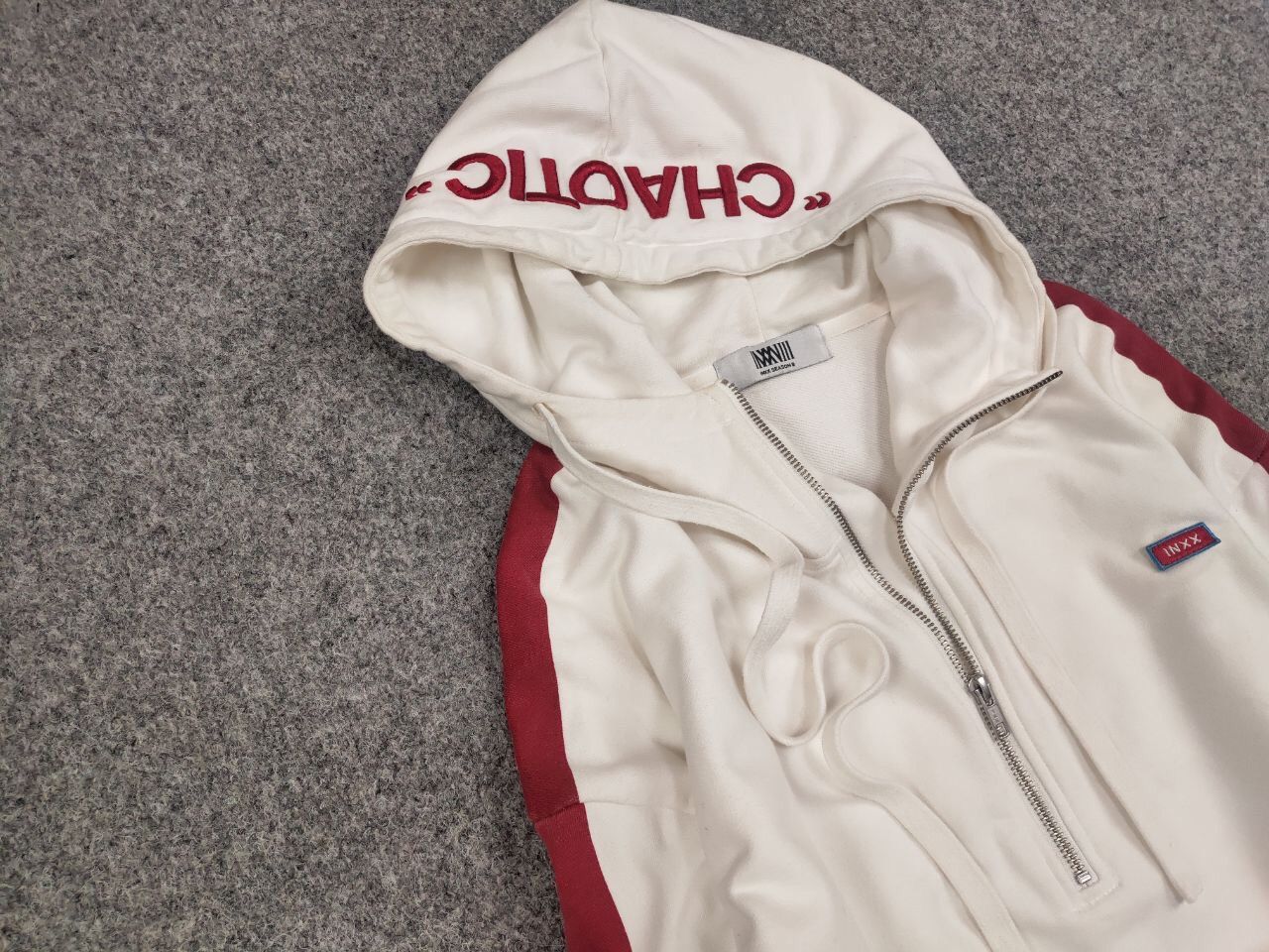 Japanese Brand INXX Season 8 Japanese Brand Design White Zip Hoodie Size US S / EU 44-46 / 1 - 7 Thumbnail