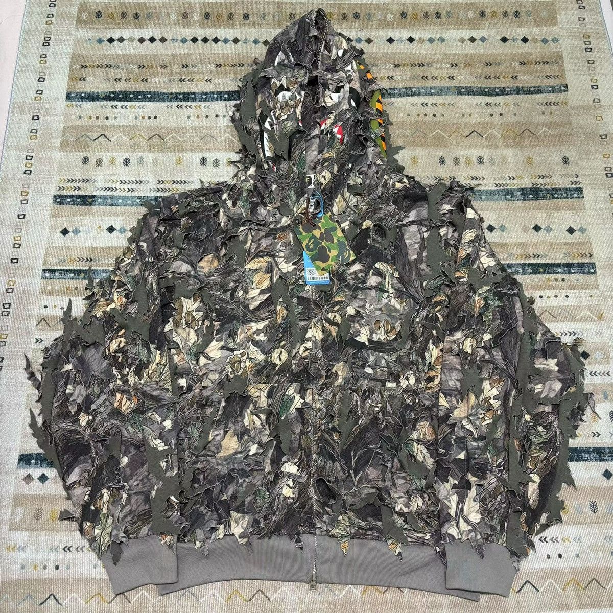 Bape COLOR CAMO SHARK FULL ZIP HOODIE Size US M / EU 48-50 / 2 - 1 Thumbnail