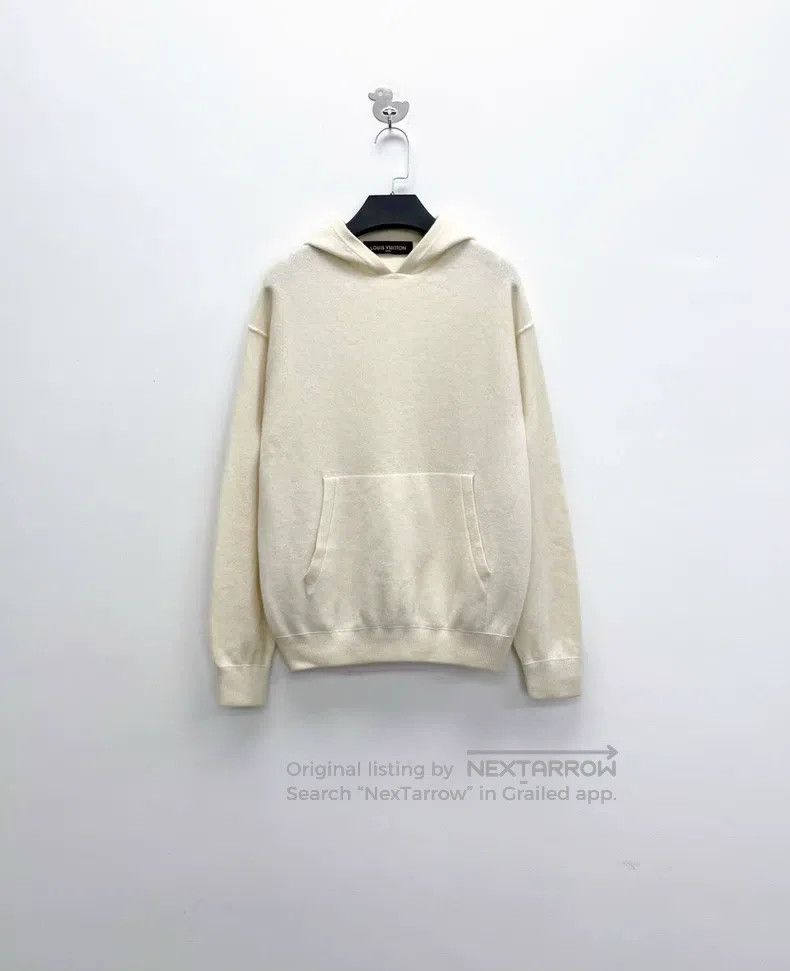Louis Vuitton Louis Vuitton Off White Back Nameplate Logo Cashmere Hoodi Size US XS / EU 42 / 0 - 1 Thumbnail