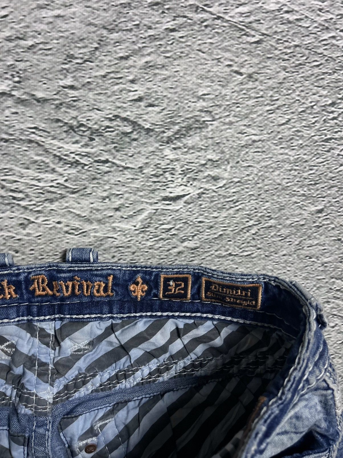 Rock Revival Rock Revival vintage jeans blue white stitching Y2K Size US 32 / EU 48 - 10 Thumbnail