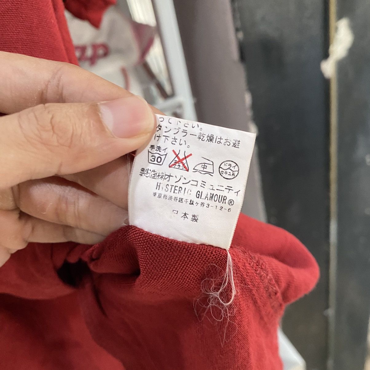 Hysteric Glamour Hysteric Glamour Super Hys Rayon Red Shirt Size US L / EU 52-54 / 3 - 12 Thumbnail